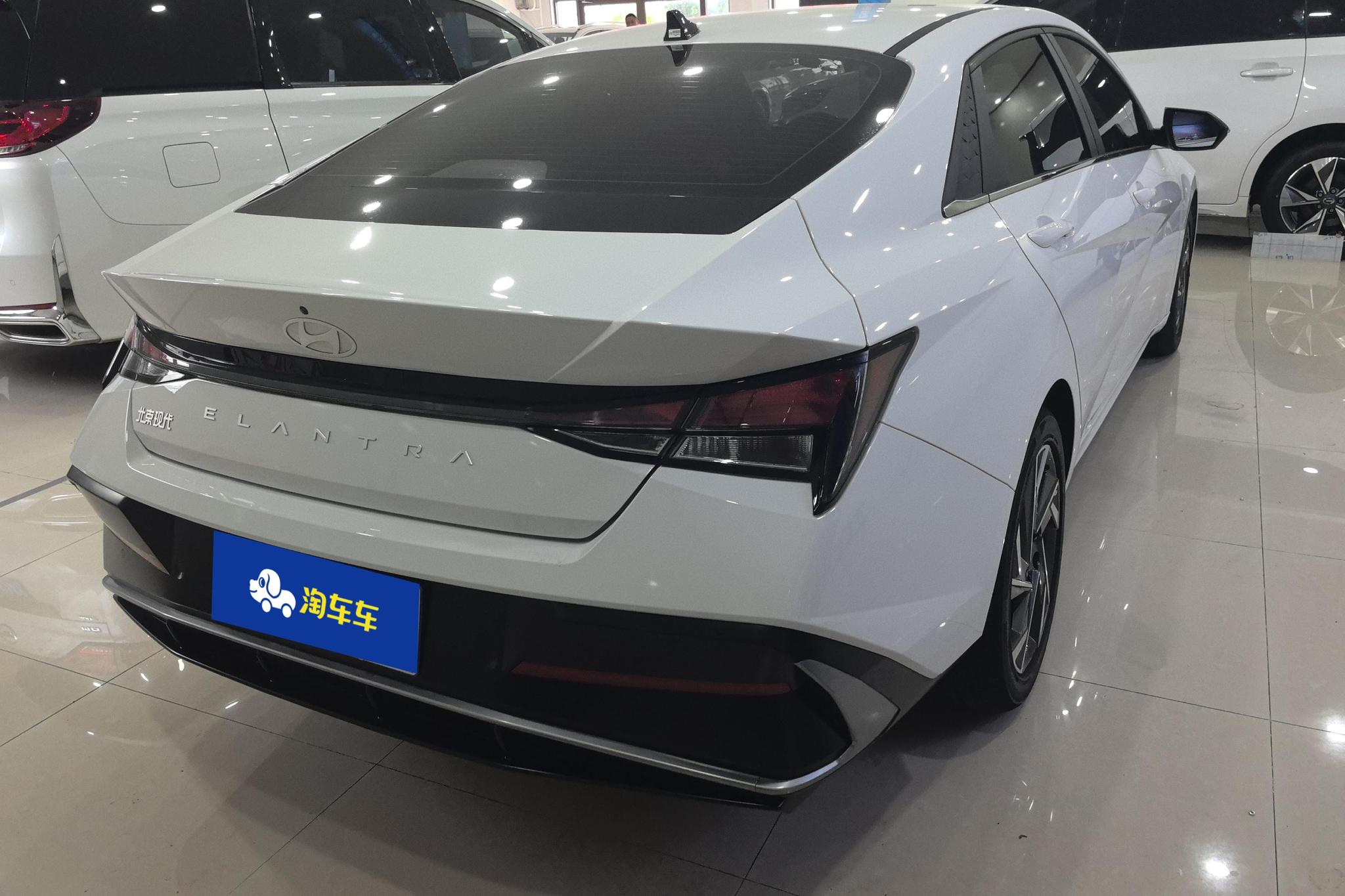 Hyundai Elantra 2023 1.5L CVT GLX Elite