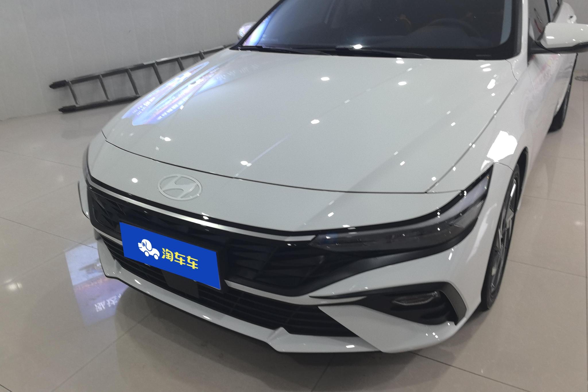 Hyundai Elantra 2023 1.5L CVT GLX Elite