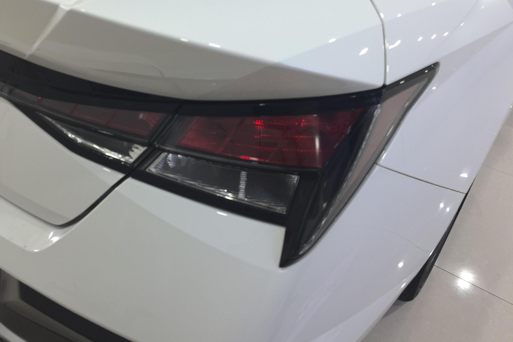 Hyundai Elantra 2023 1.5L CVT GLX Elite