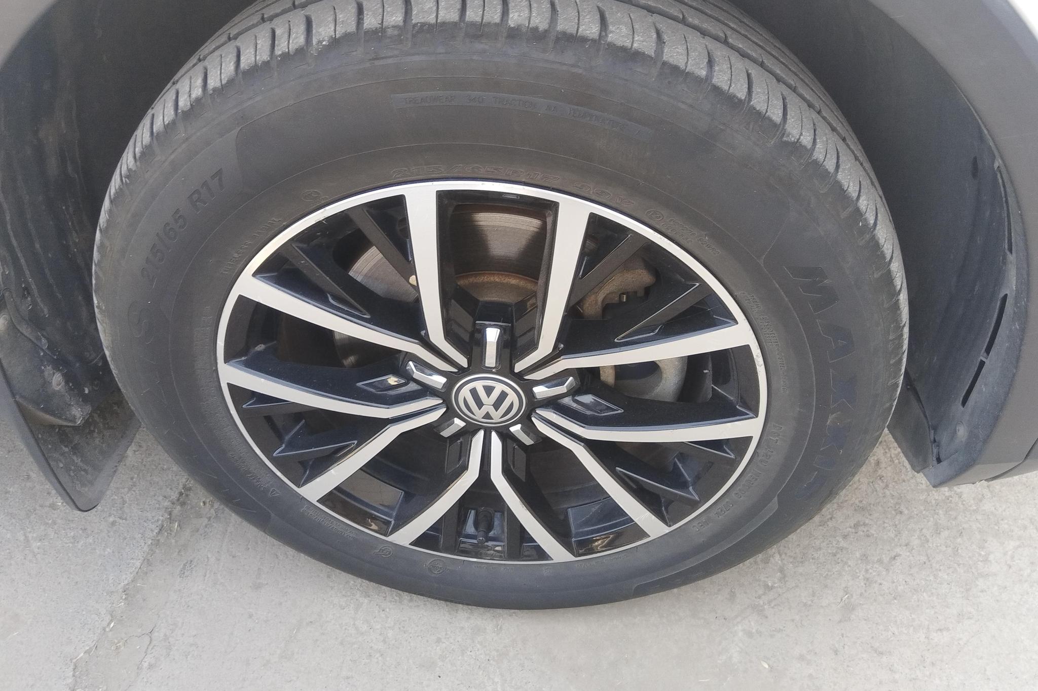 Volkswagen Tiguan L L 2018 330TSI AT Luxury