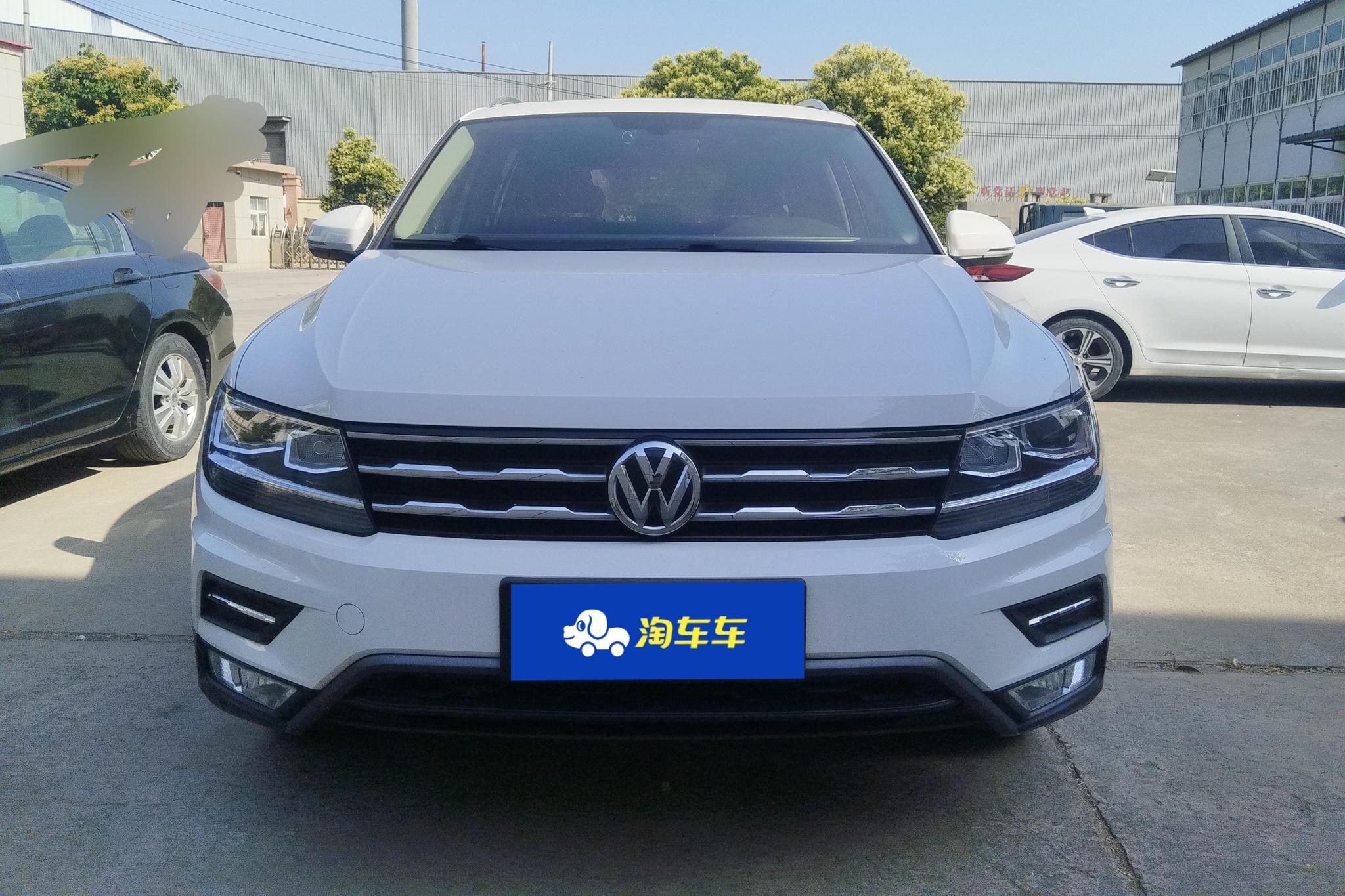 Volkswagen Tiguan L L 2018 330TSI AT Luxury