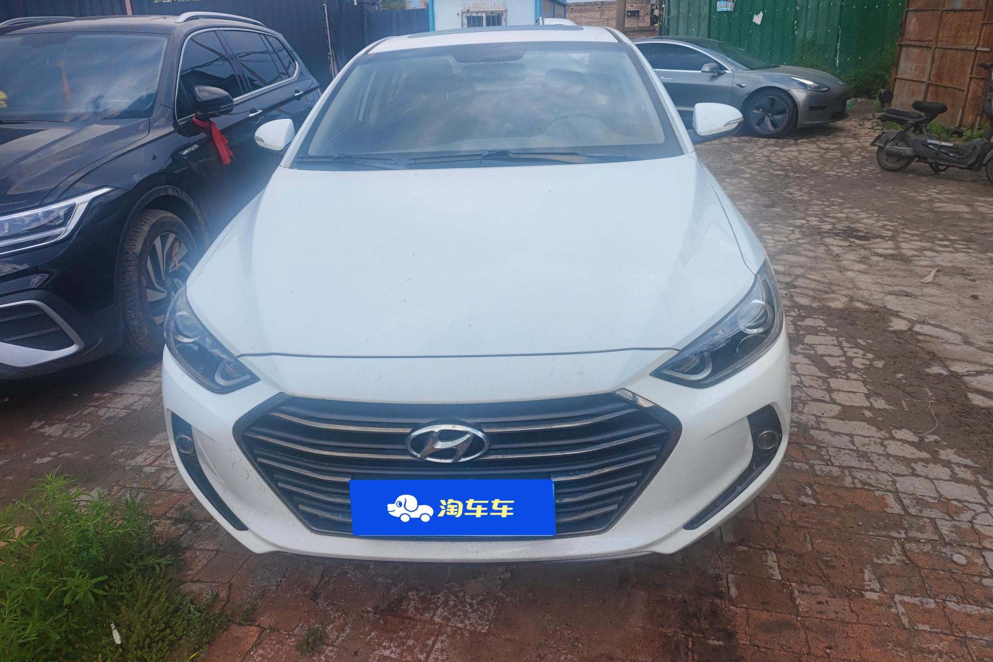 Hyundai Elantra 2016 1.6L AT Elite