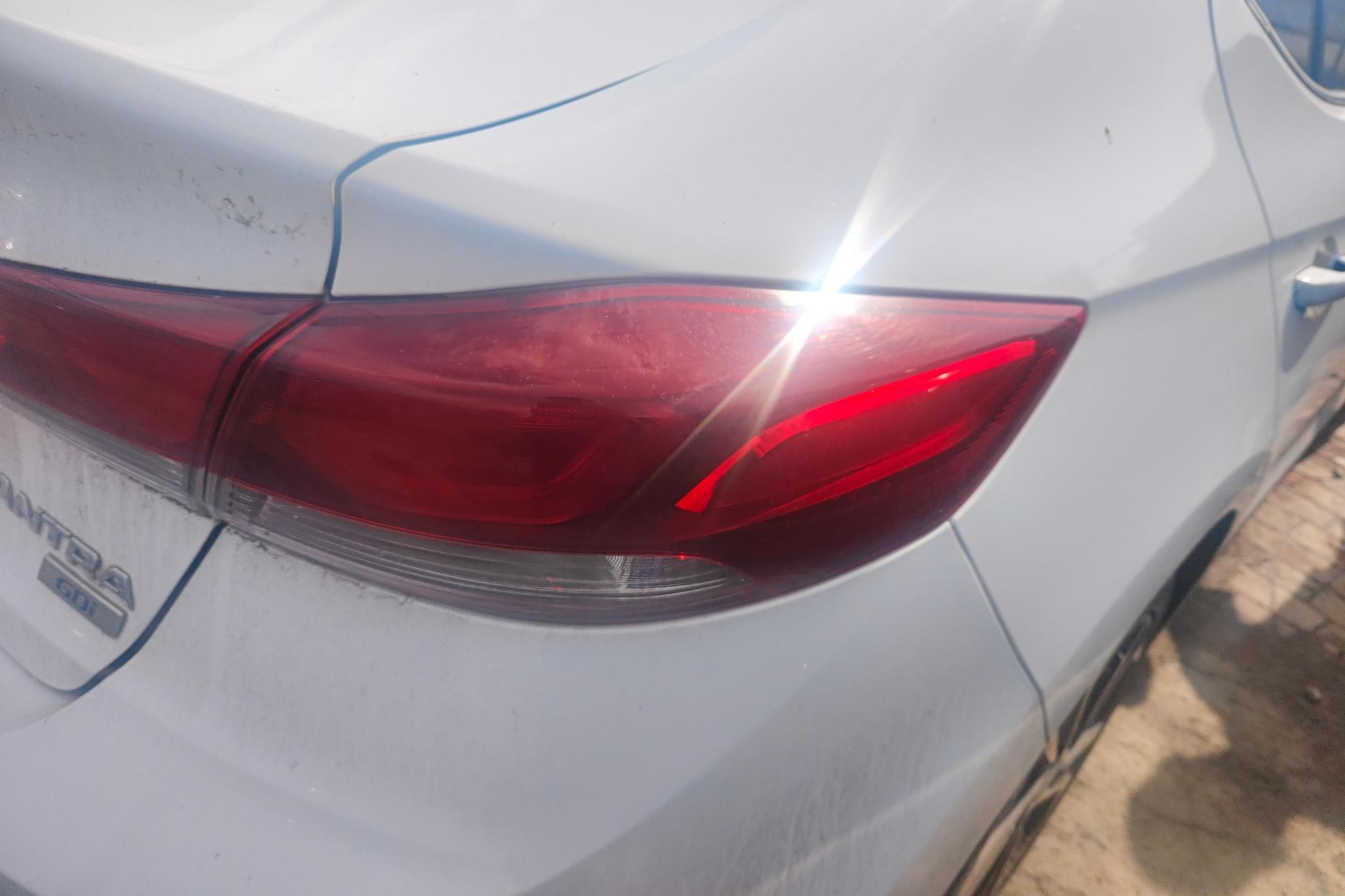 Hyundai Elantra 2016 1.6L AT Elite