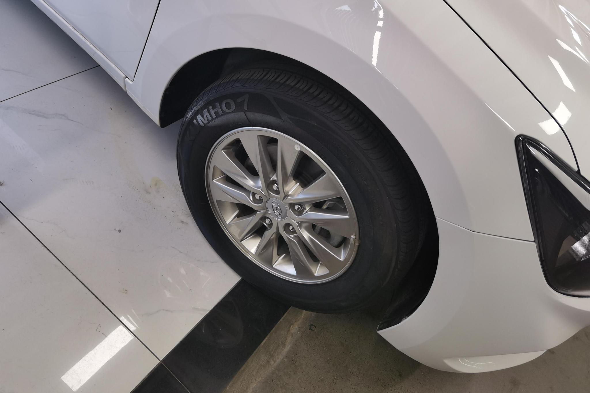 Hyundai Elantra 2020 1.6L AT GL