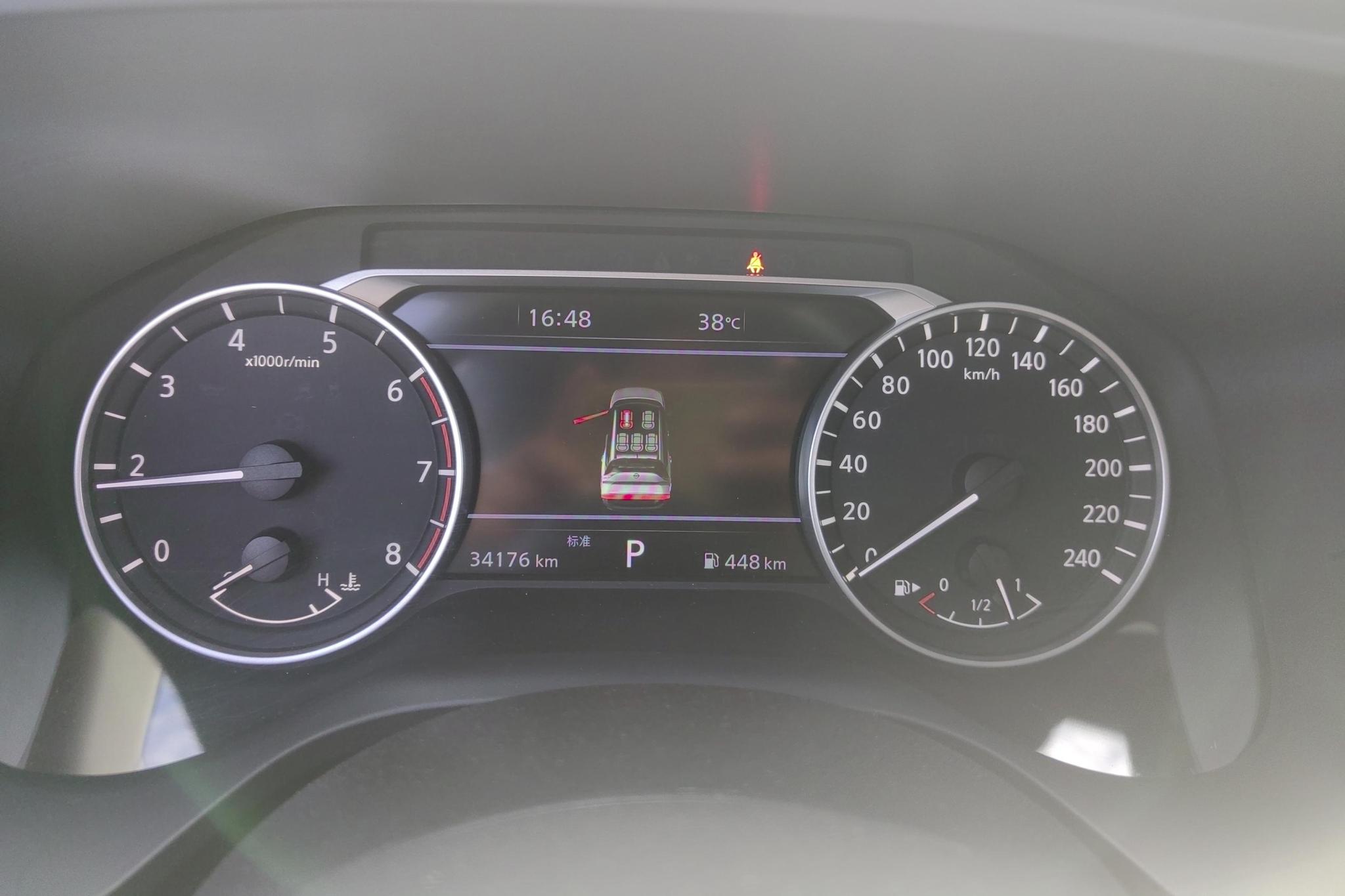 Nissan Qijun 2021 Белый из Китая, фото 3
