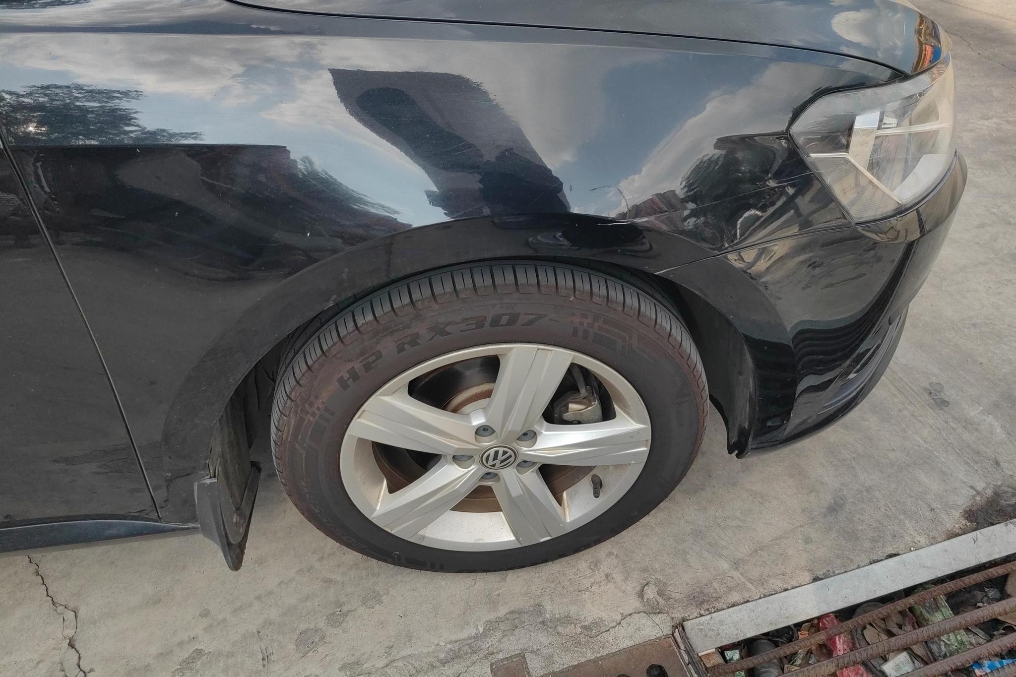 Volkswagen Lavida 2017 1.6L AT