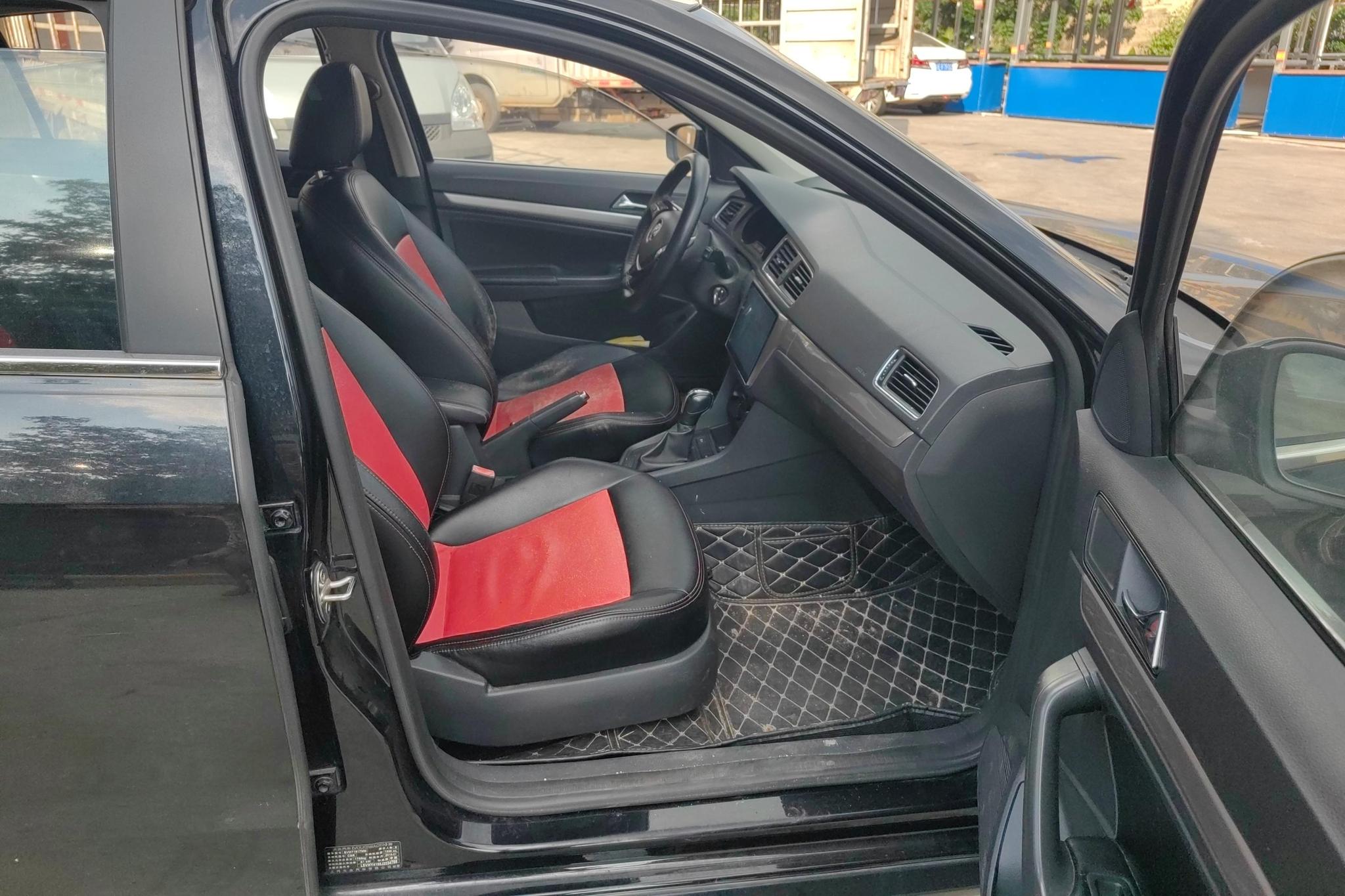 Volkswagen Lavida 2017 1.6L AT