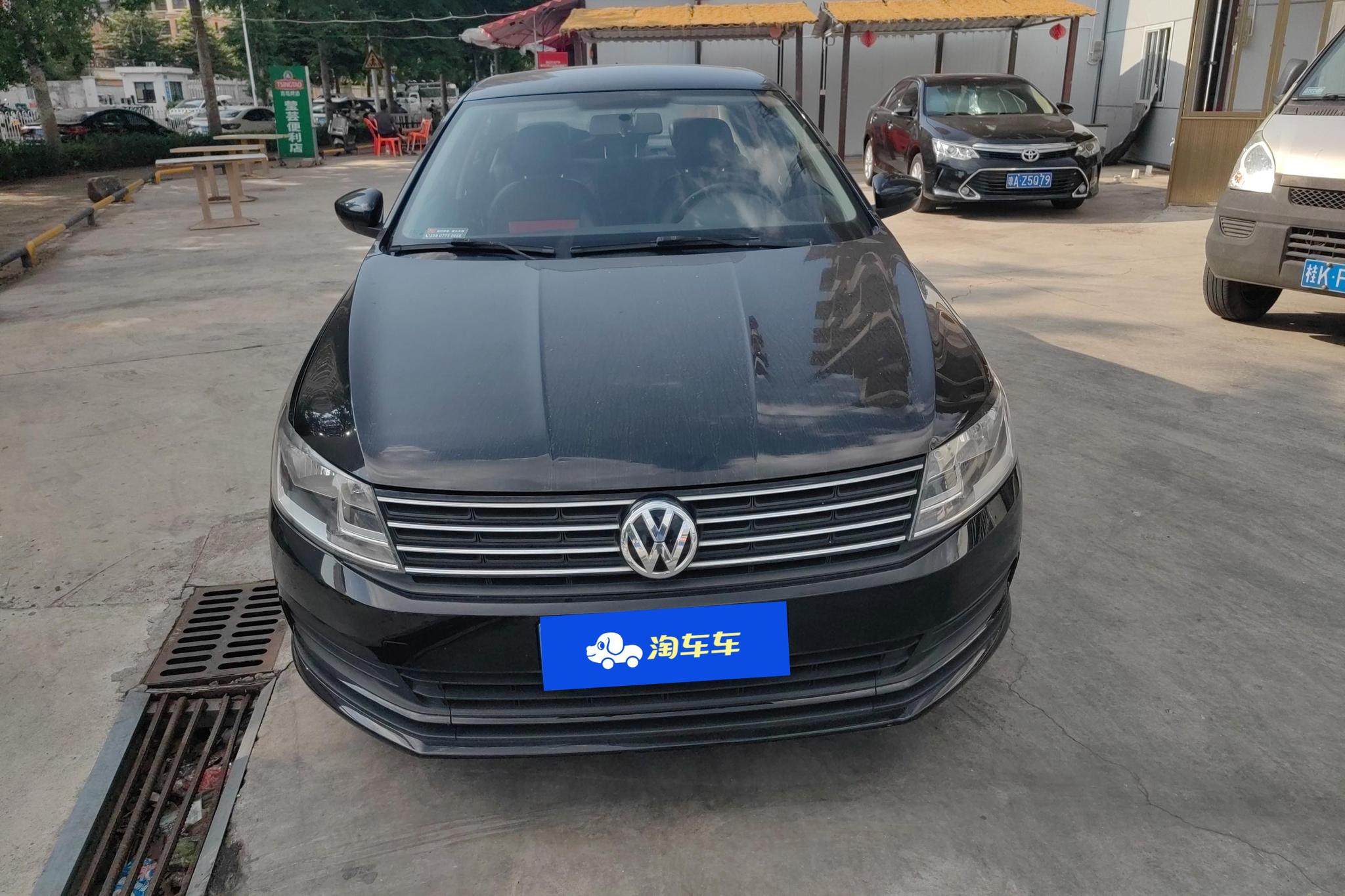 Volkswagen Lavida 2017 1.6L AT