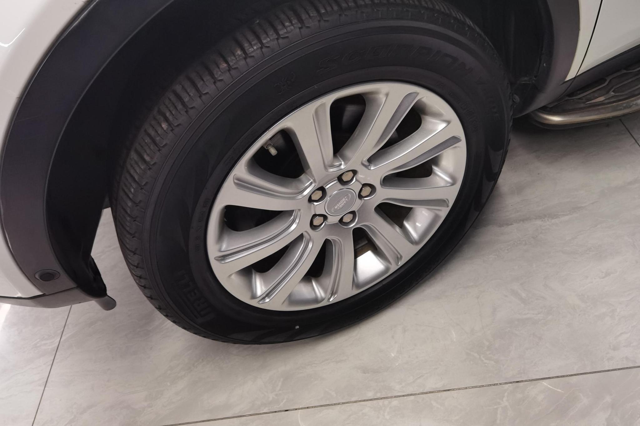 Land Rover Discovery Sport 2019 200PS PURE VI