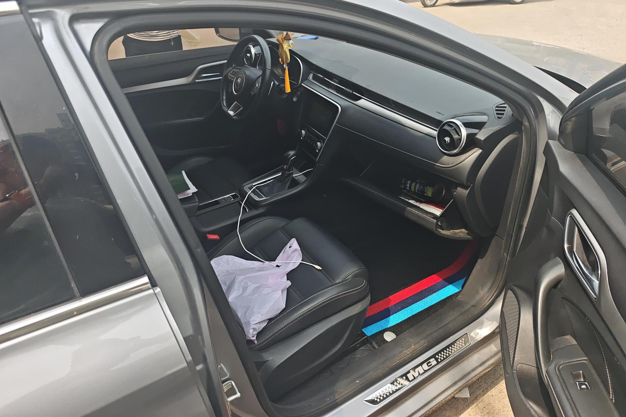 MG 6 2017 20T AT Luxury Smart Connect