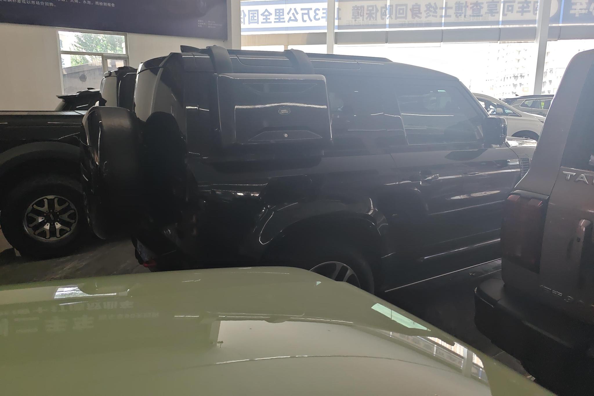 Land Rover Defender 2023 90 3.0T P400 XS