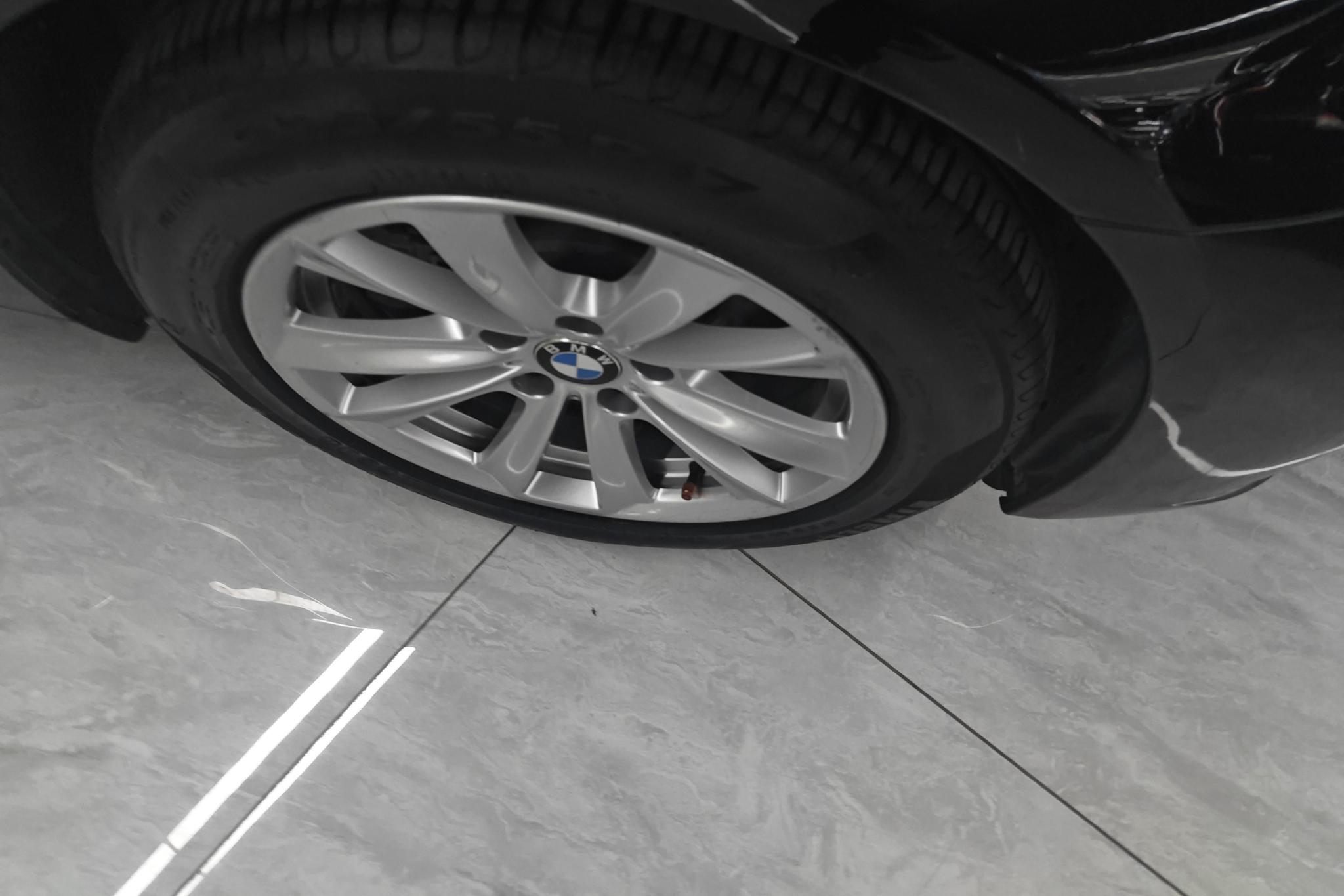 BMW 5 Series 5 2014 520i Elegant
