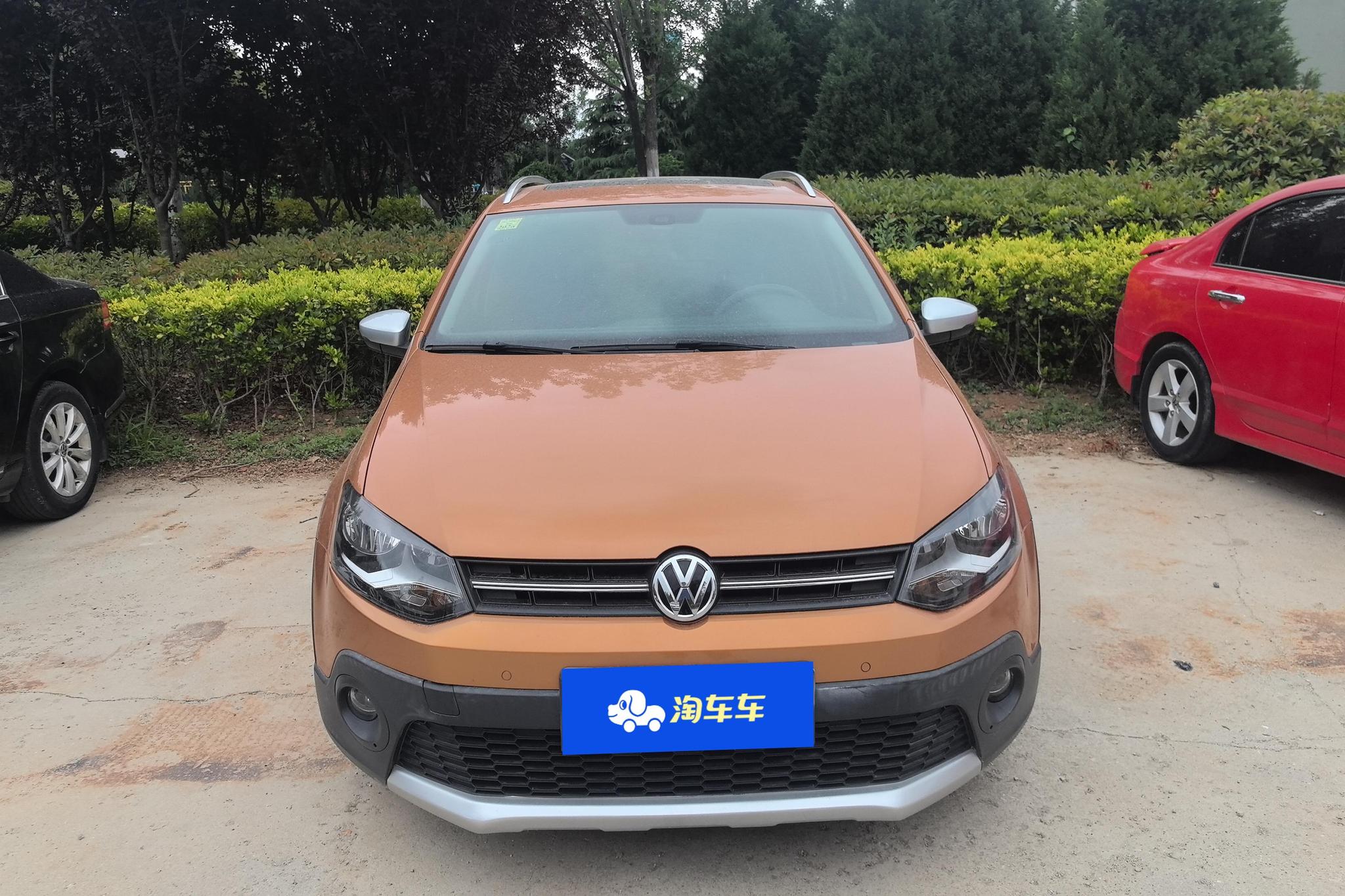 Volkswagen Polo 2016 1.6L Cross Polo AT