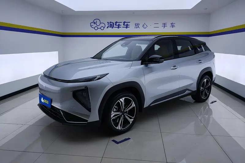 Geely Galaxy L7