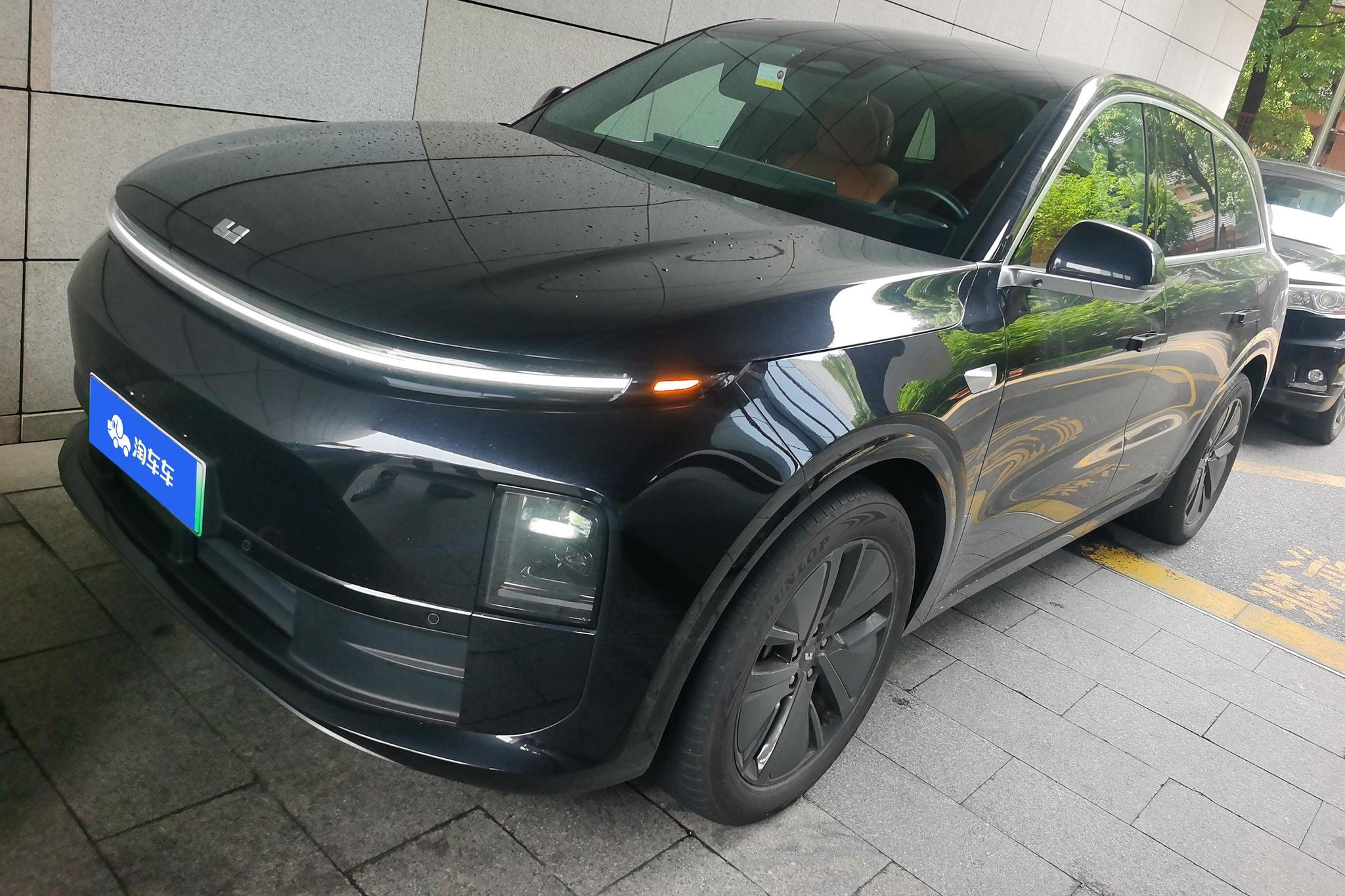 Li Auto L6