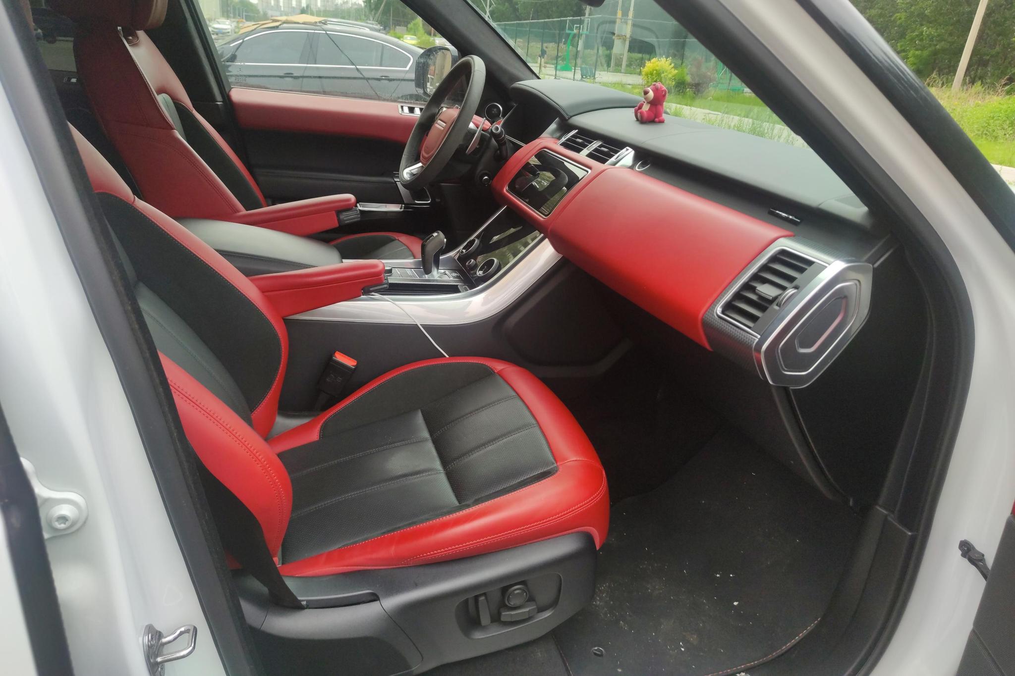 Land Rover Range Rover Sport Sport 2020 3.0 L6 HST
