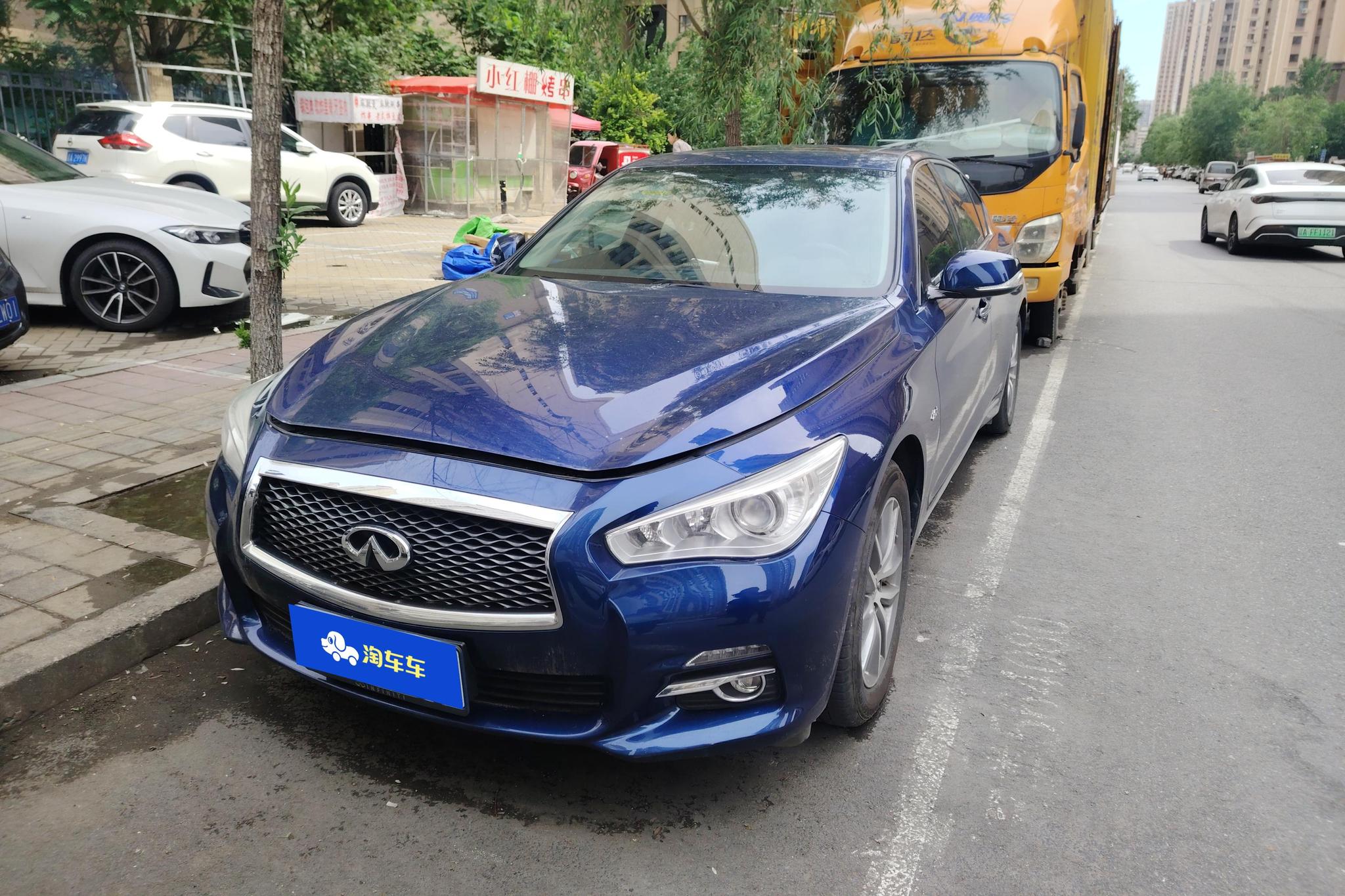 Infiniti Q50L