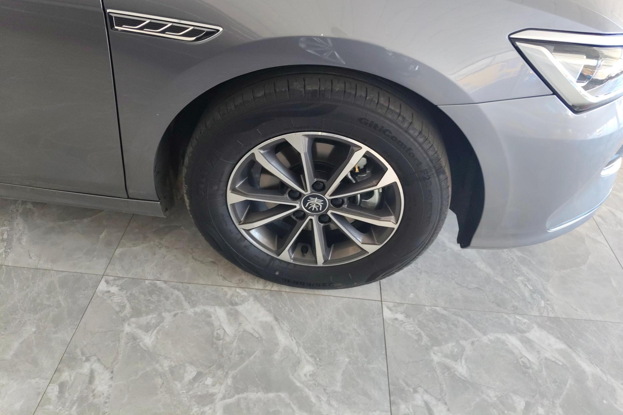 BYD Qin Plus DM-i PLUS DM 2024 DM-i 55KM Lead
