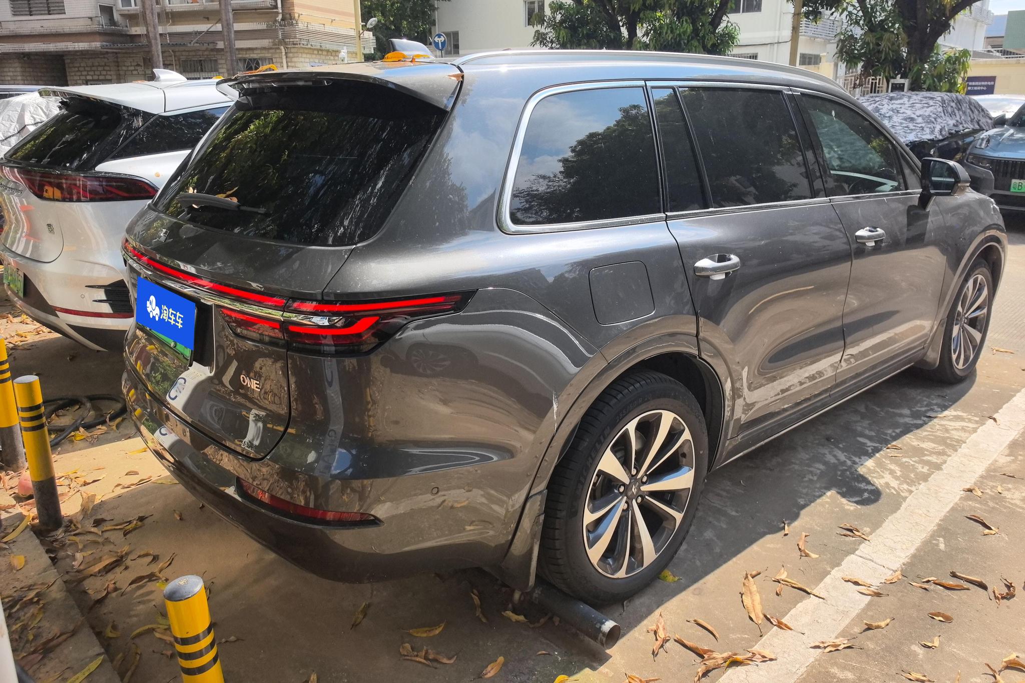 Li Auto ONE 2021 6 мест