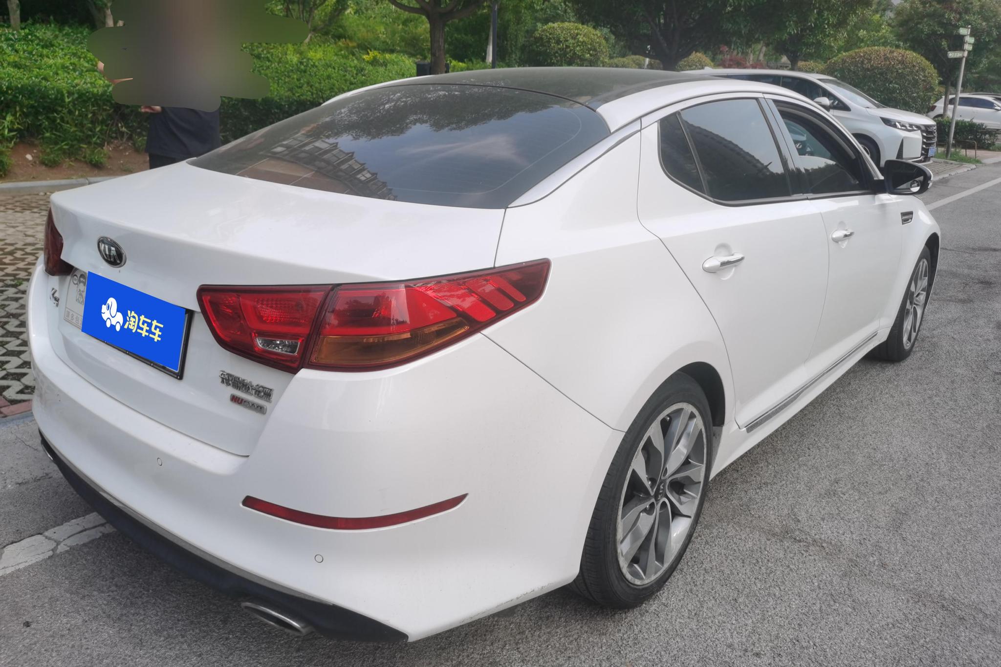 Kia K5 2014 2.0L AT LUXURY