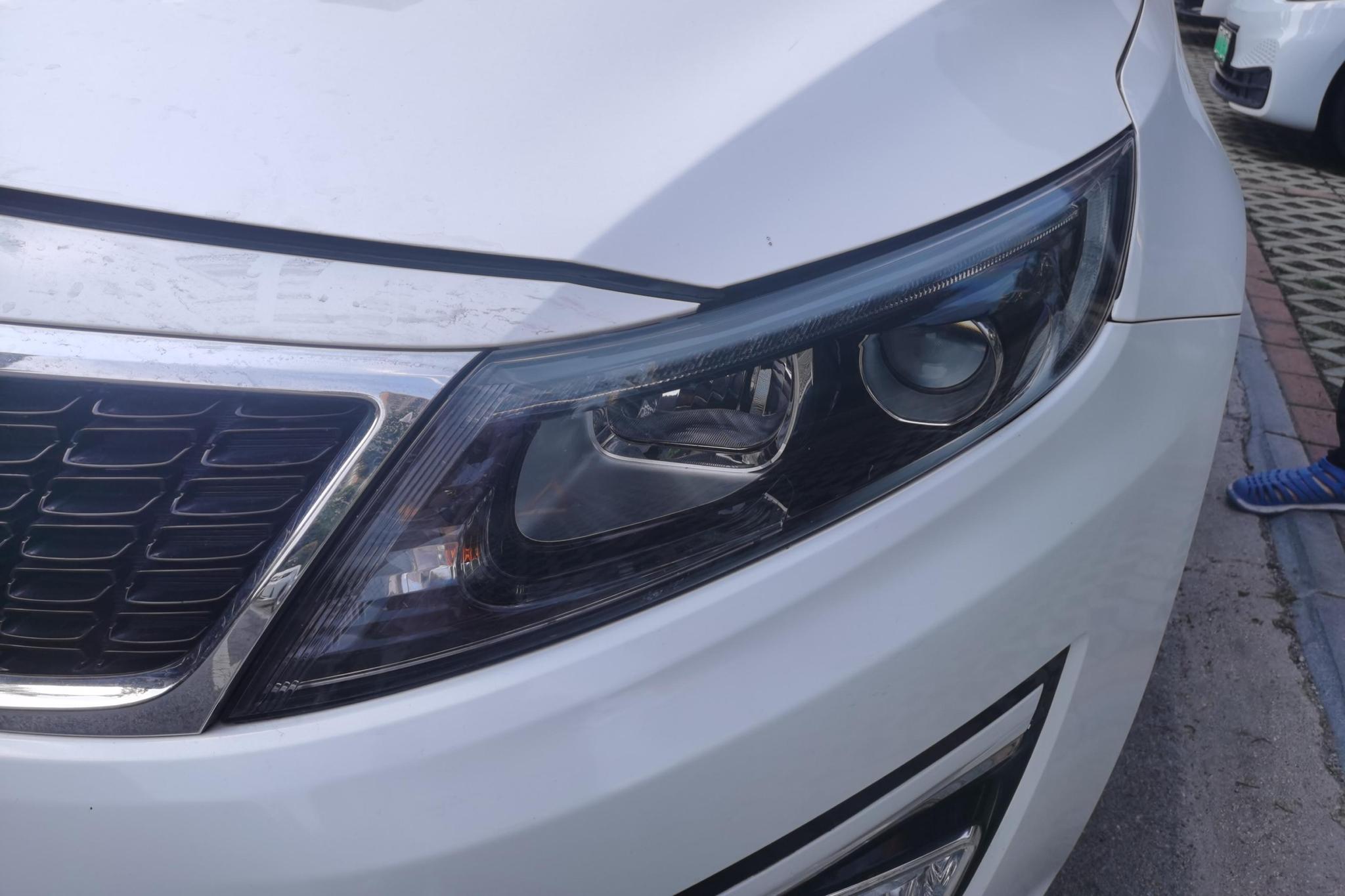Kia K5 2014 2.0L AT LUXURY