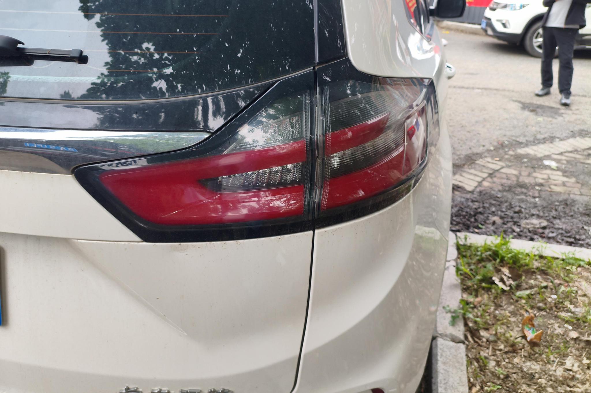 Ford Edge 2022 PLUS EcoBoost 245 7 мест
