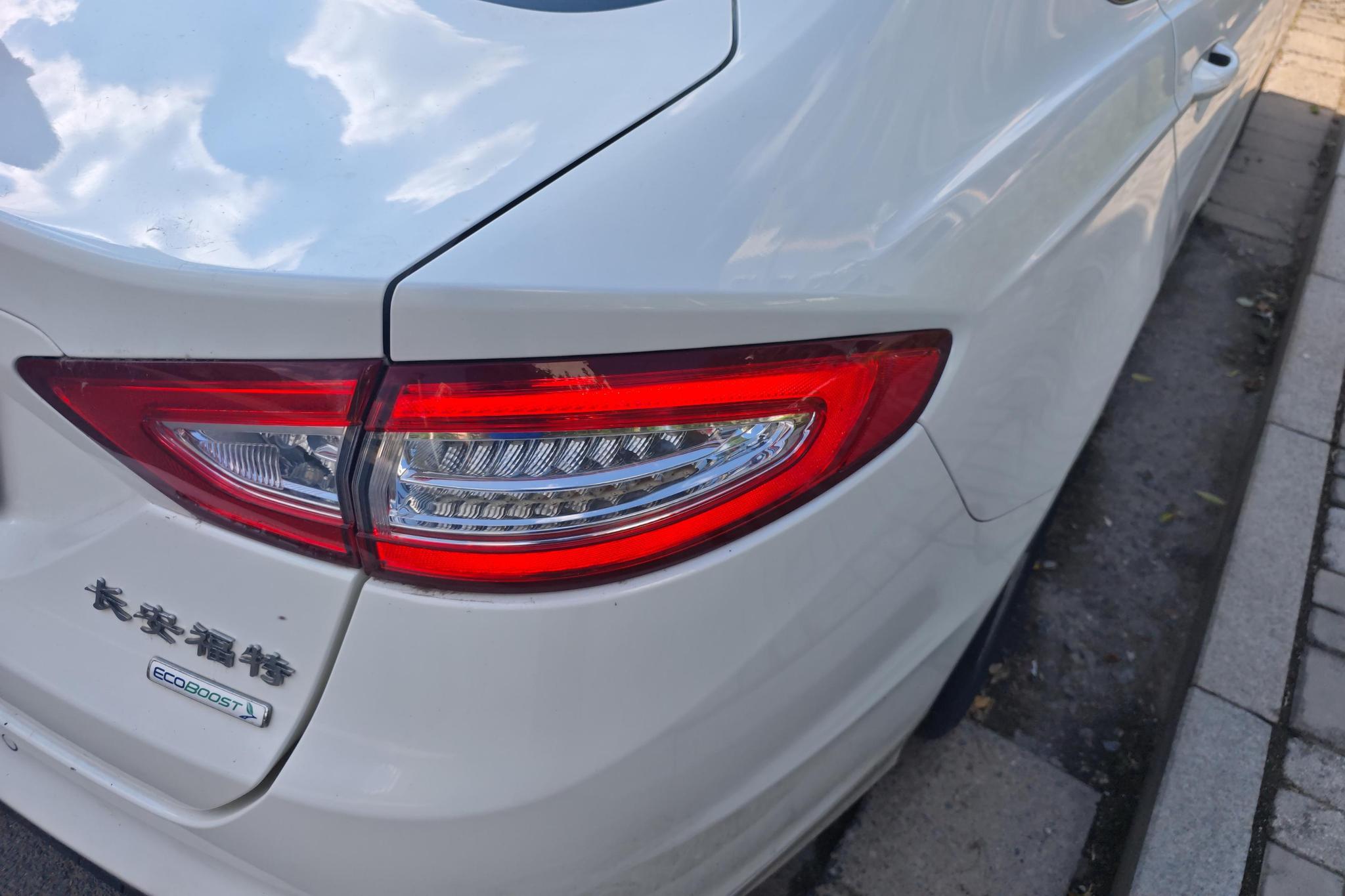 Ford Mondeo 2013 1.5L GTDi180 Fashion