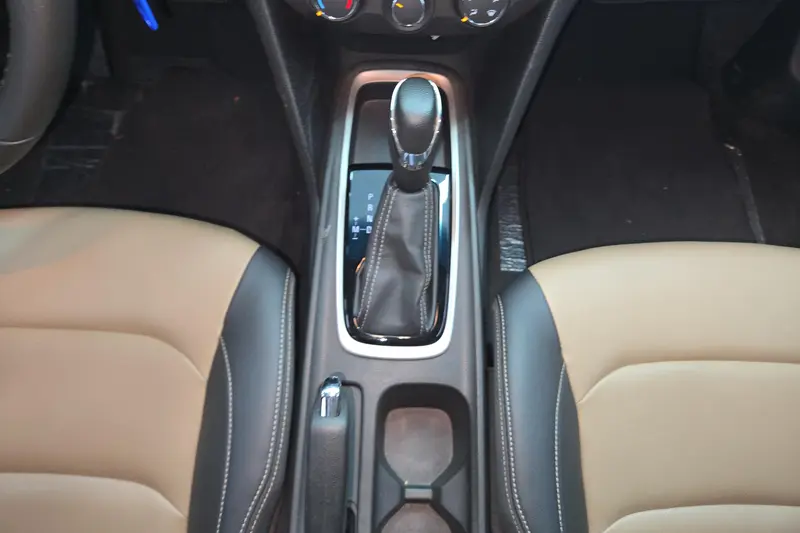 Chevrolet Monza — фото 10