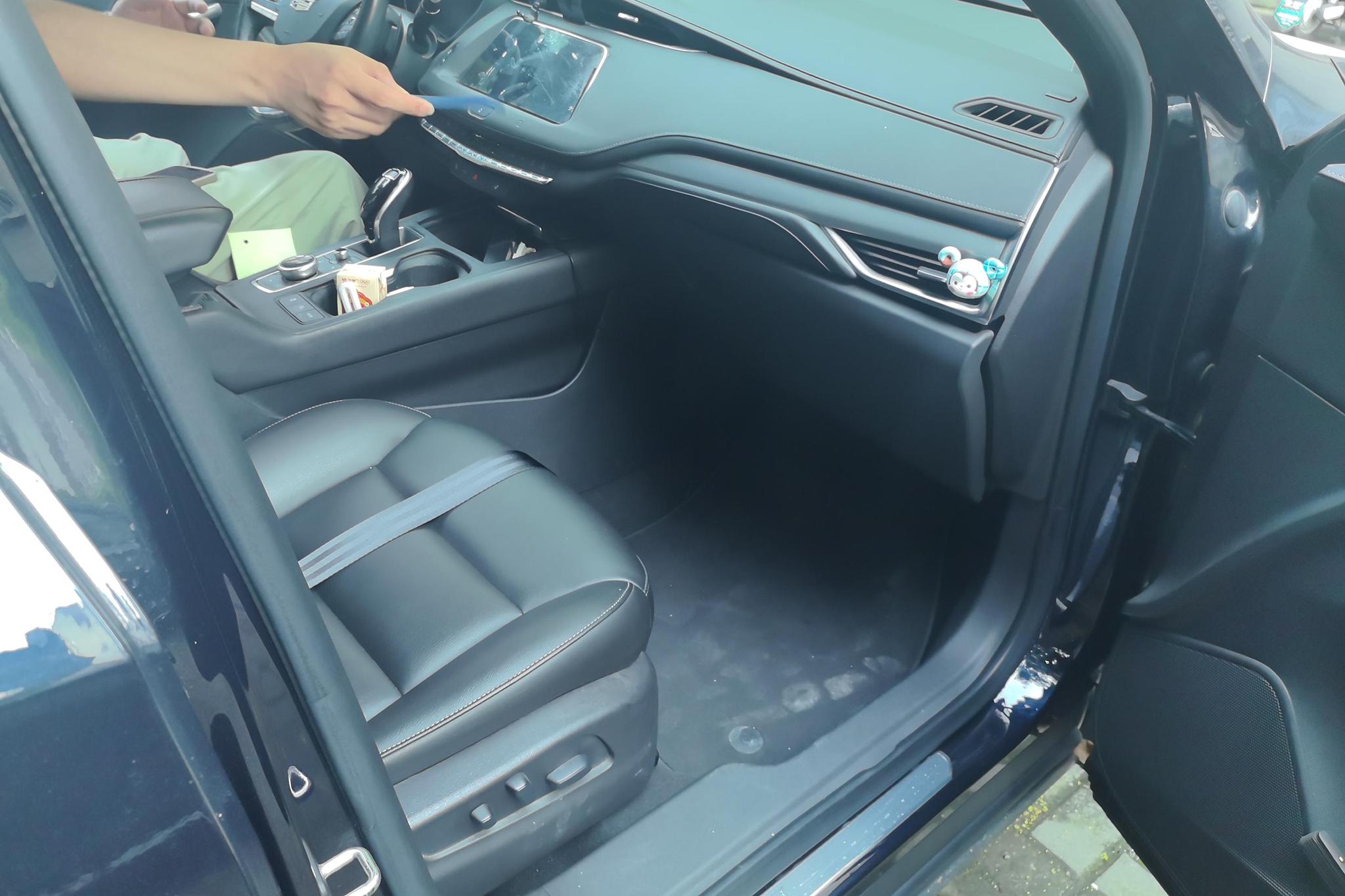 Cadillac XT4 2020 28T Lead