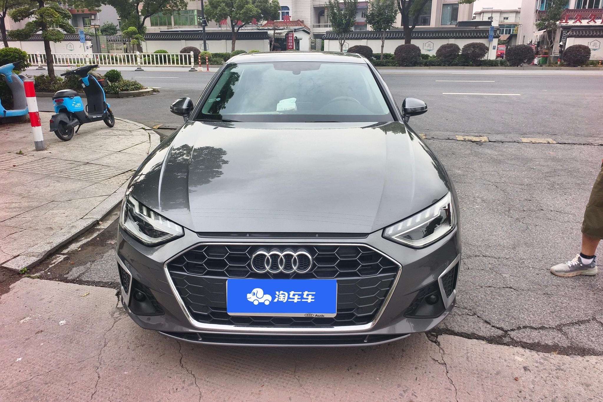 Audi A4L id 4438708 из Китая 7