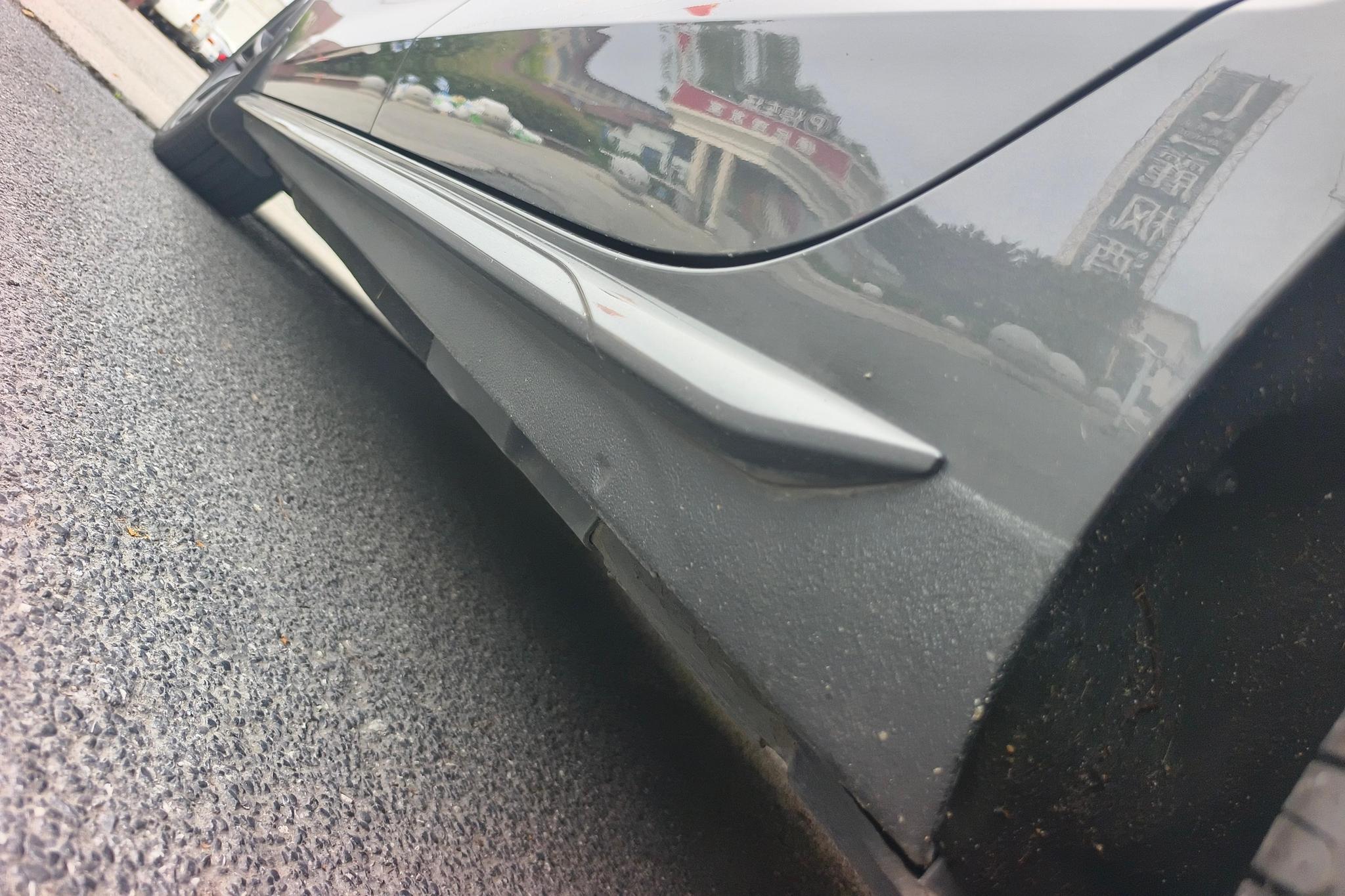 Audi A4L id 4438708 из Китая 8