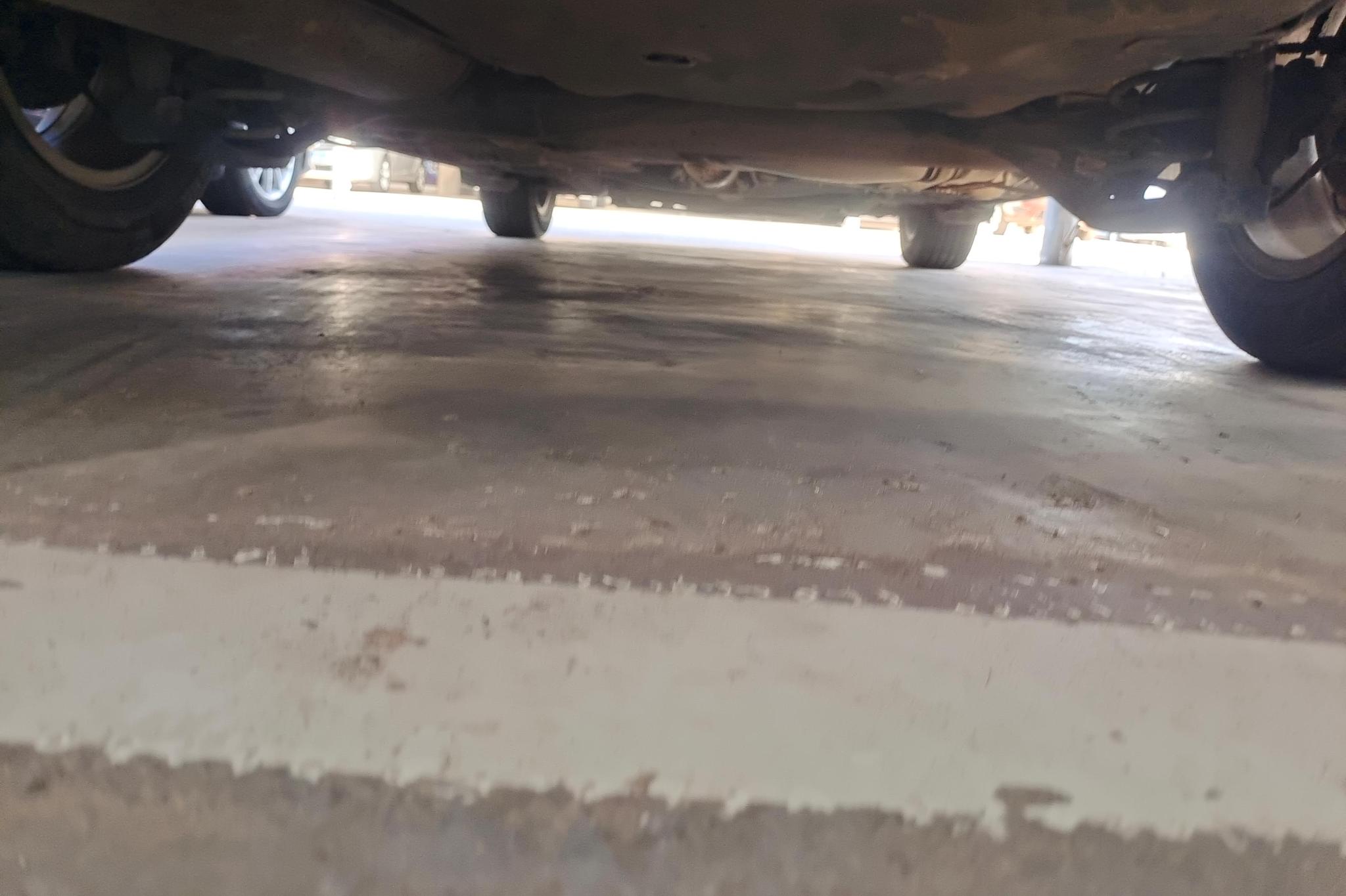 Volkswagen Lavida 2013 1.6L MT