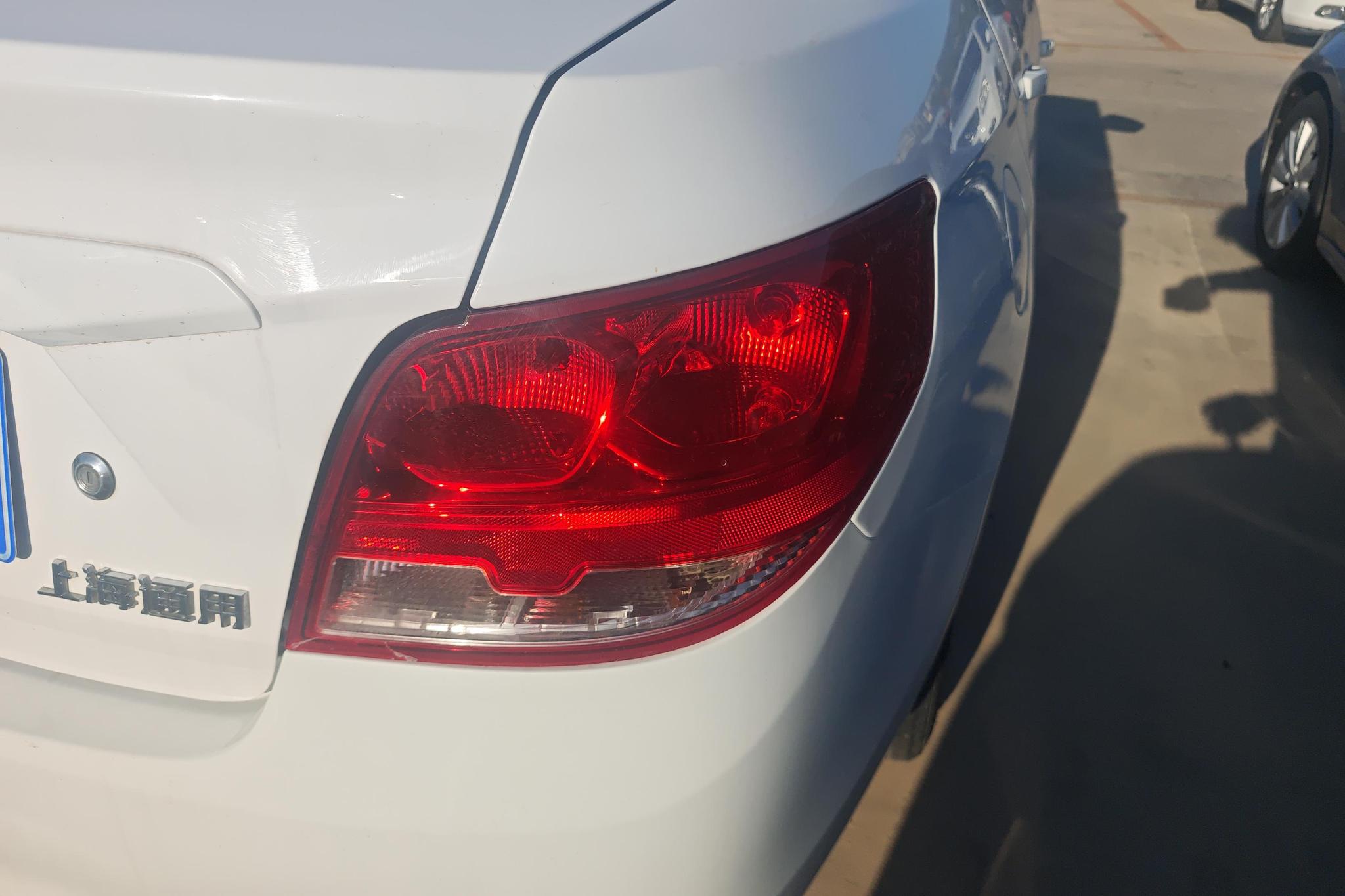 Chevrolet Sail 2015 3 1.5L MT