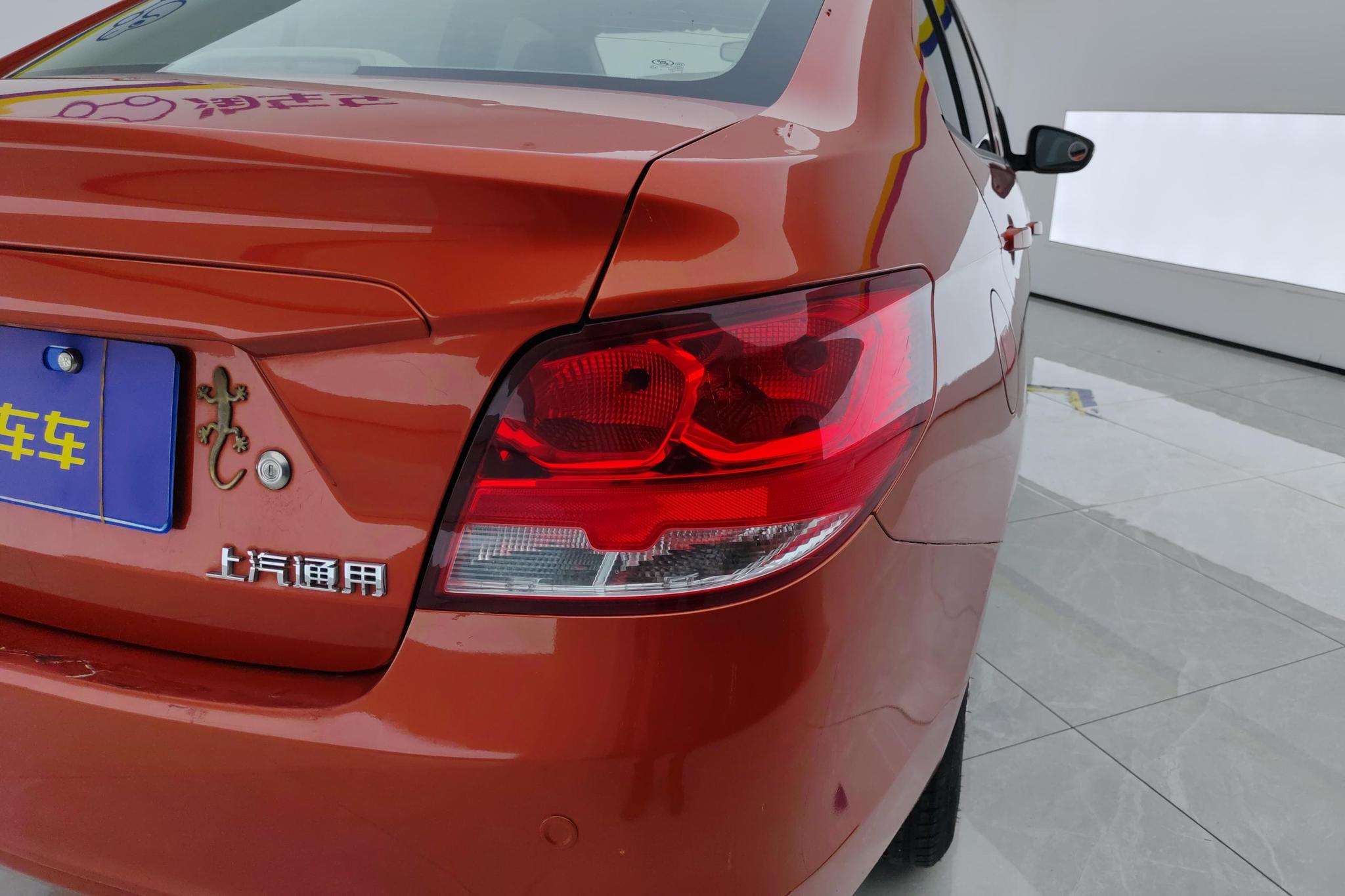 Chevrolet Sail 2015 3 1.3L AMT