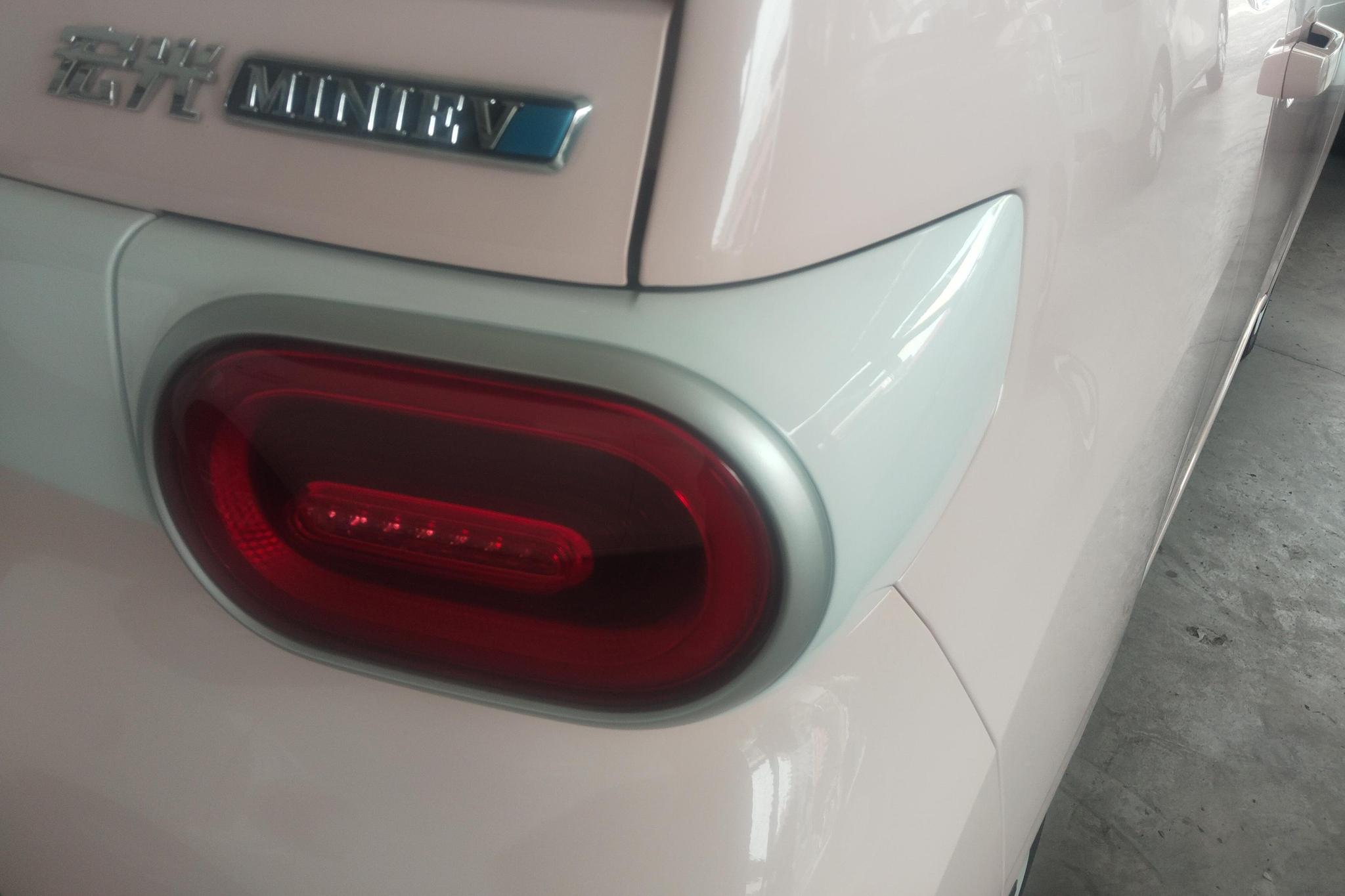 Wuling Mini EV MINIEV 2024 215km