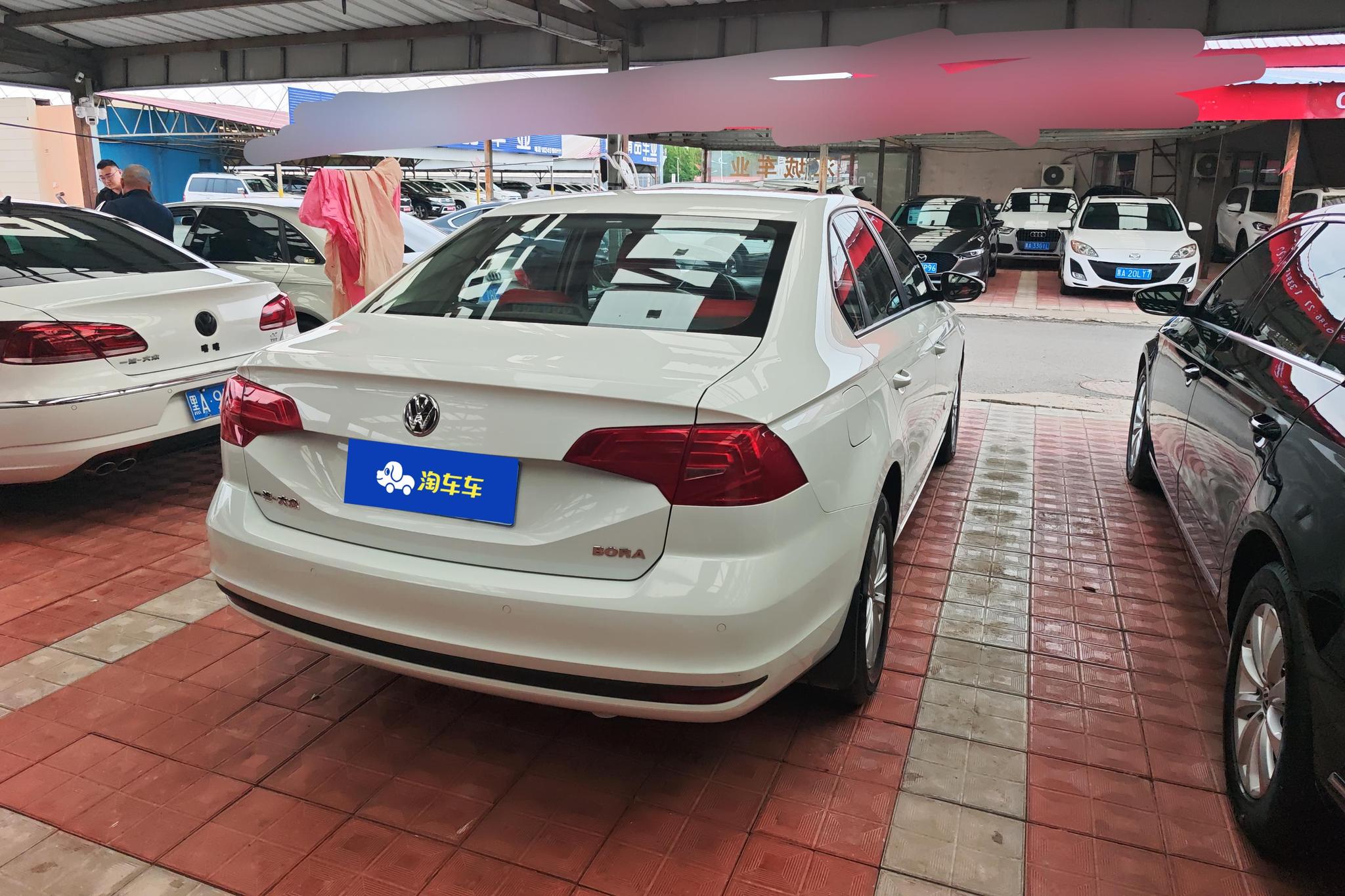 Volkswagen Bora 2017 1.6L MT Fashion
