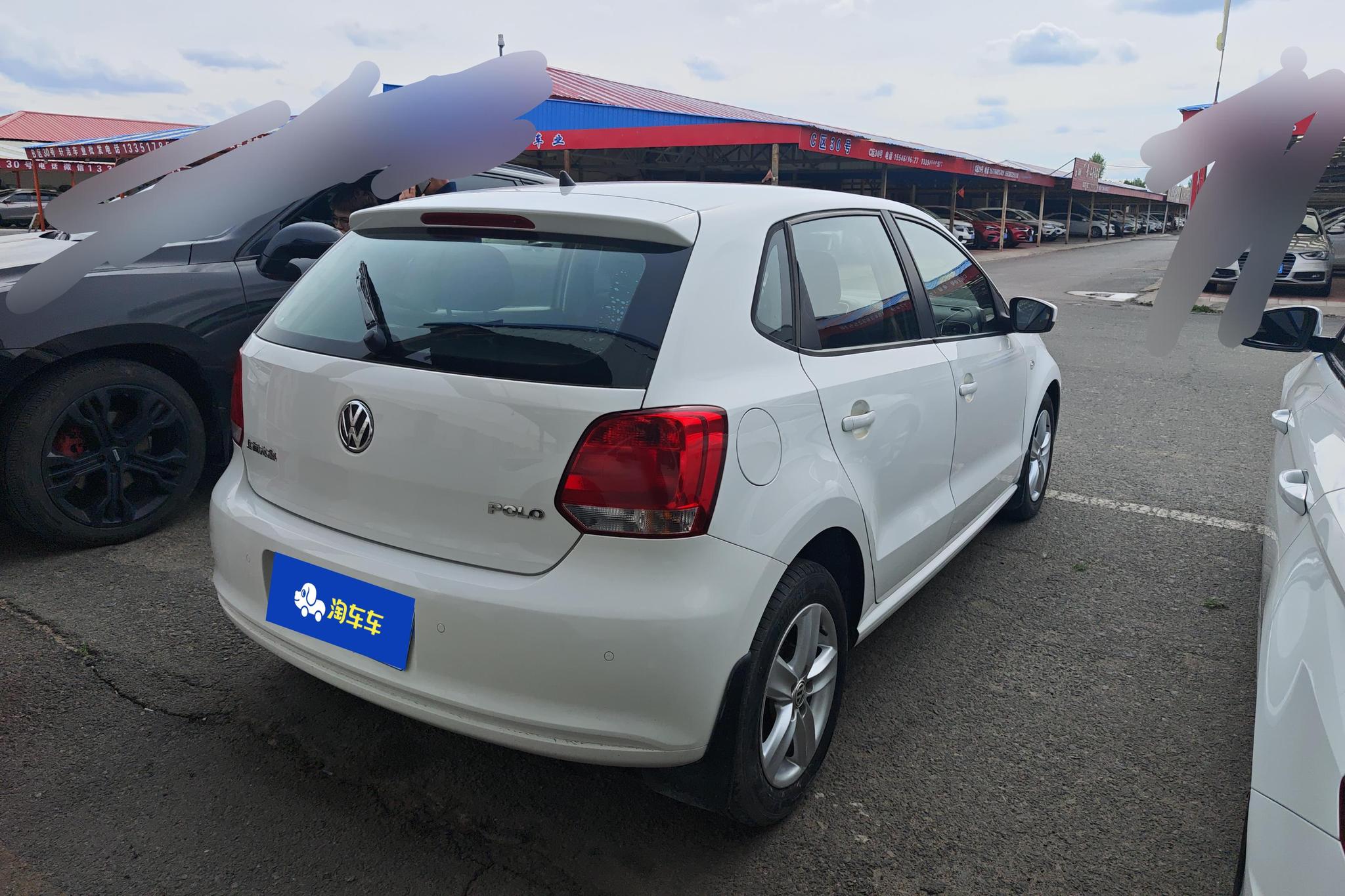 Volkswagen Polo 2011 1.4L AT