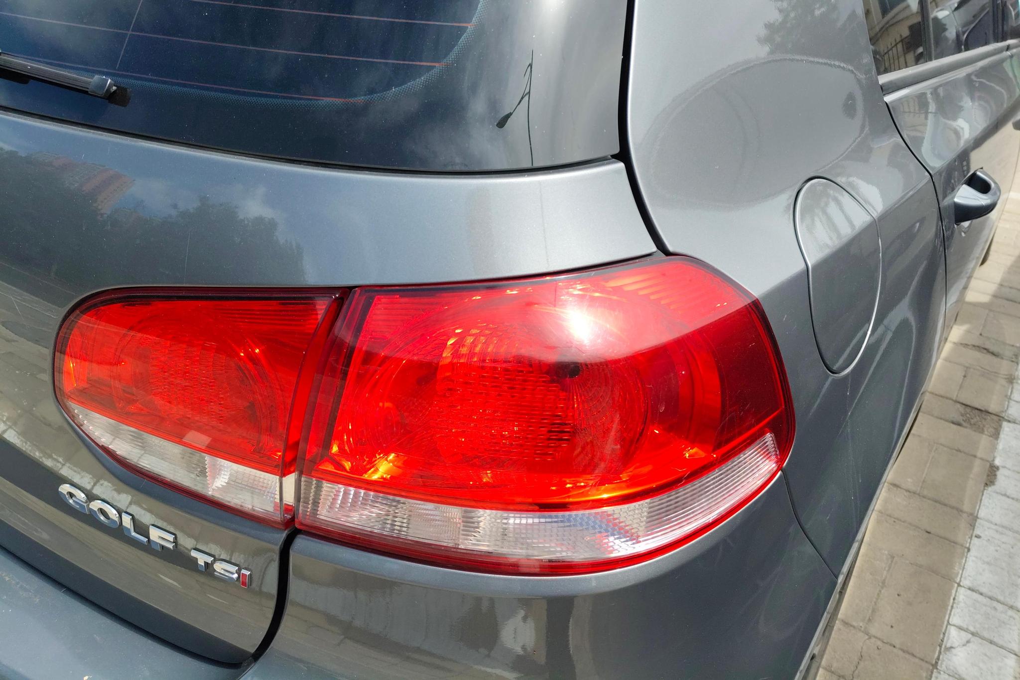Volkswagen Golf 2012 1.4TSI AT Luxury