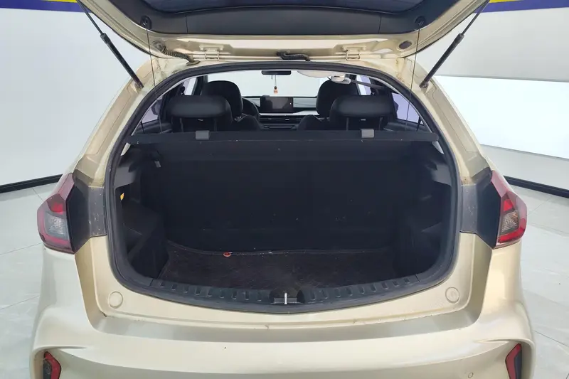 Geely Vision X3 — фото 12