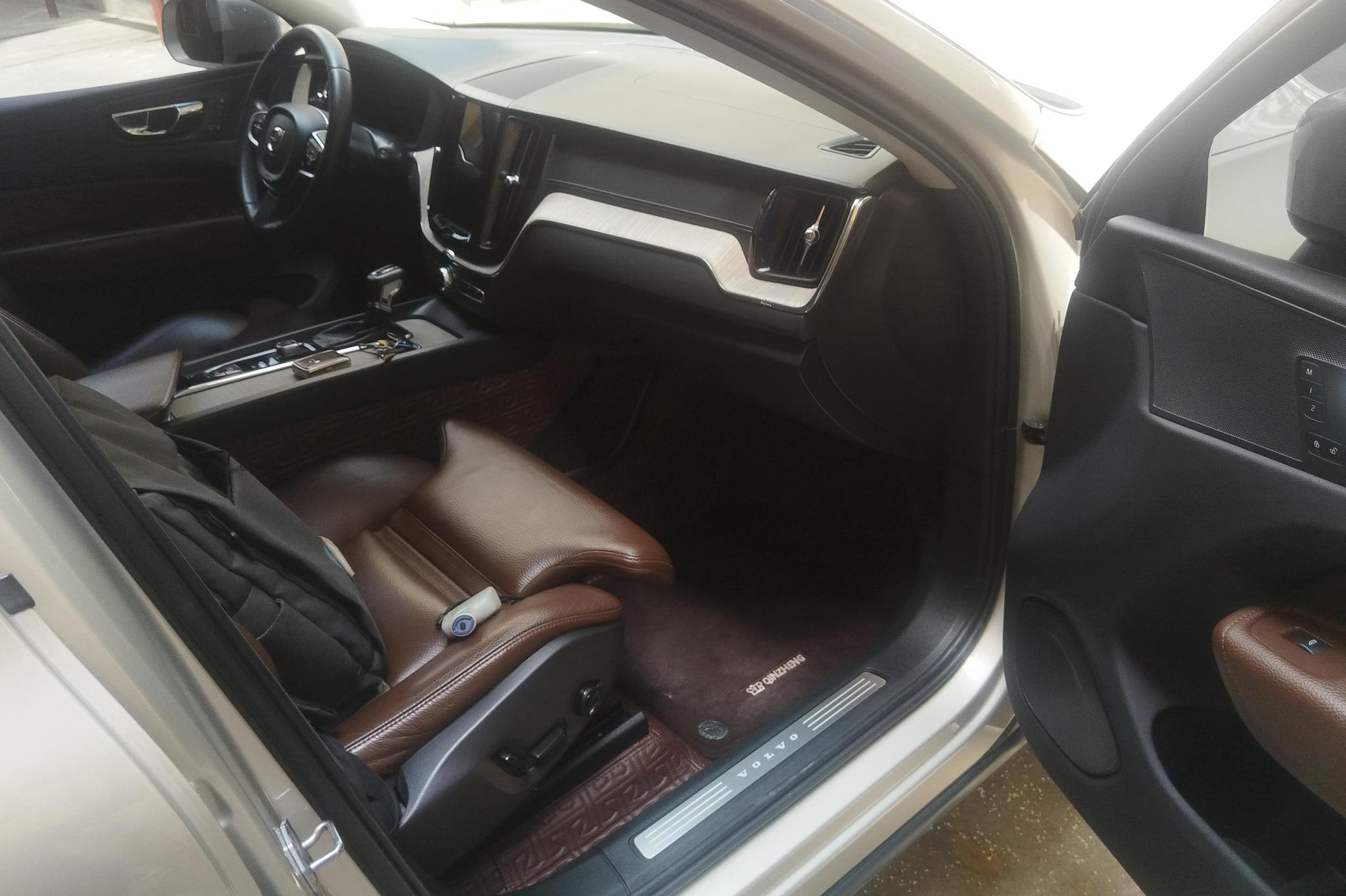 Volvo XC60 2019 T5 Luxury V