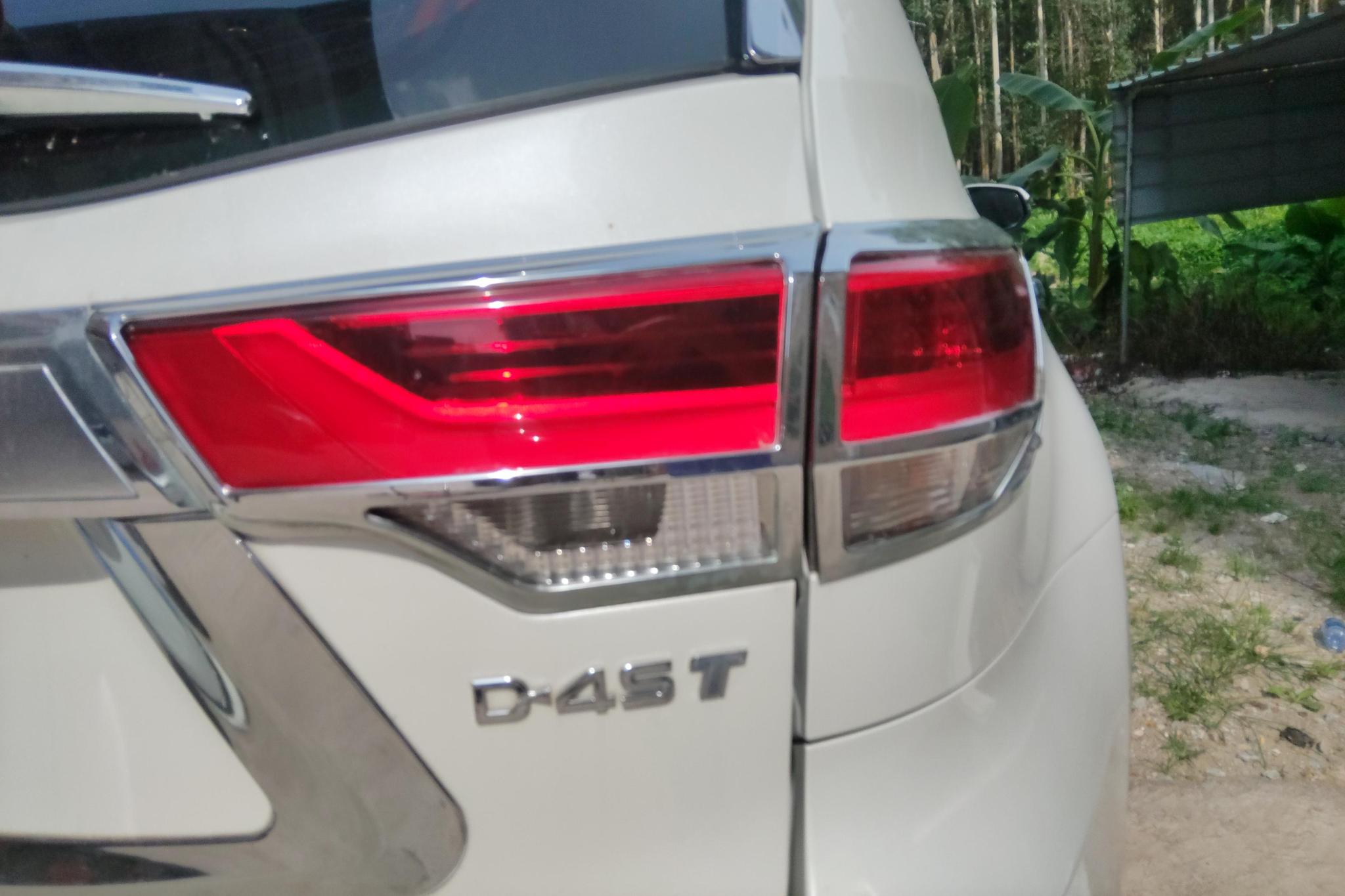 Toyota Highlander 2018 2.0T Luxury 7 мест V