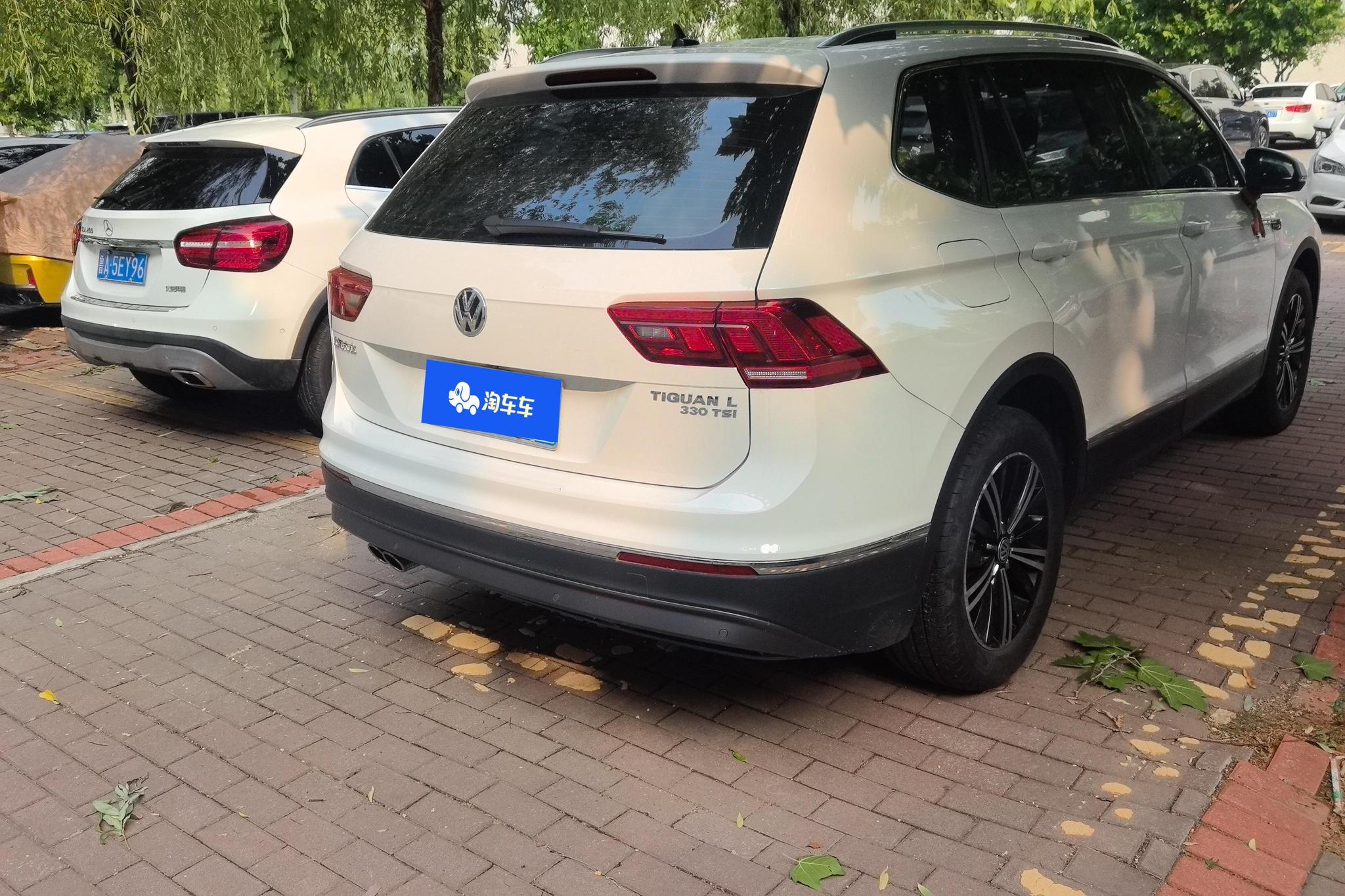 Volkswagen Tiguan L L 2020 330TSI AT Comfort V