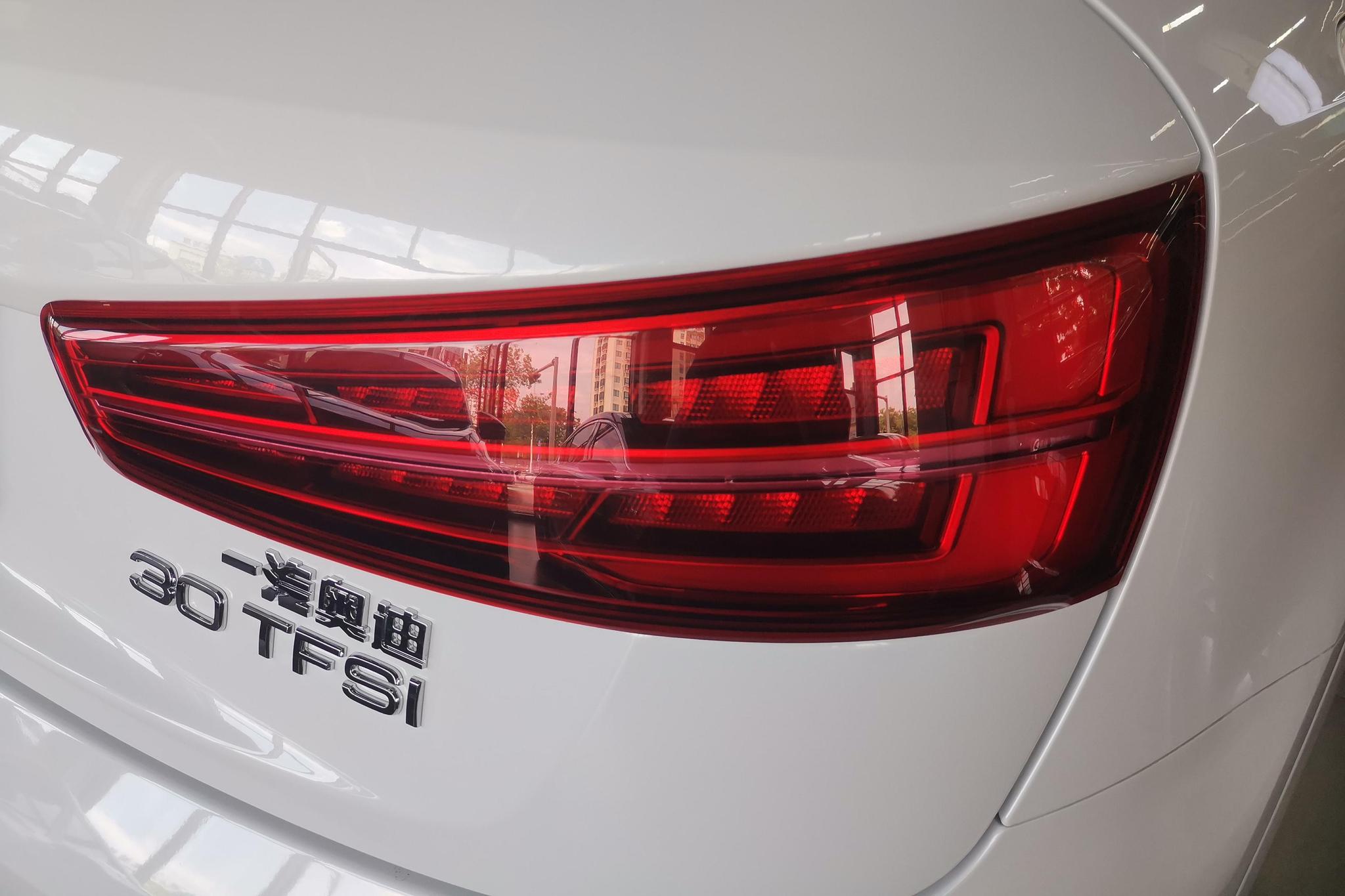 Audi Q3 2018 30 TFSI Fashion