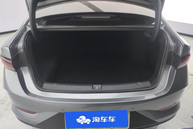 BYD QIN PLUS Hybrid 2025 — фото 17