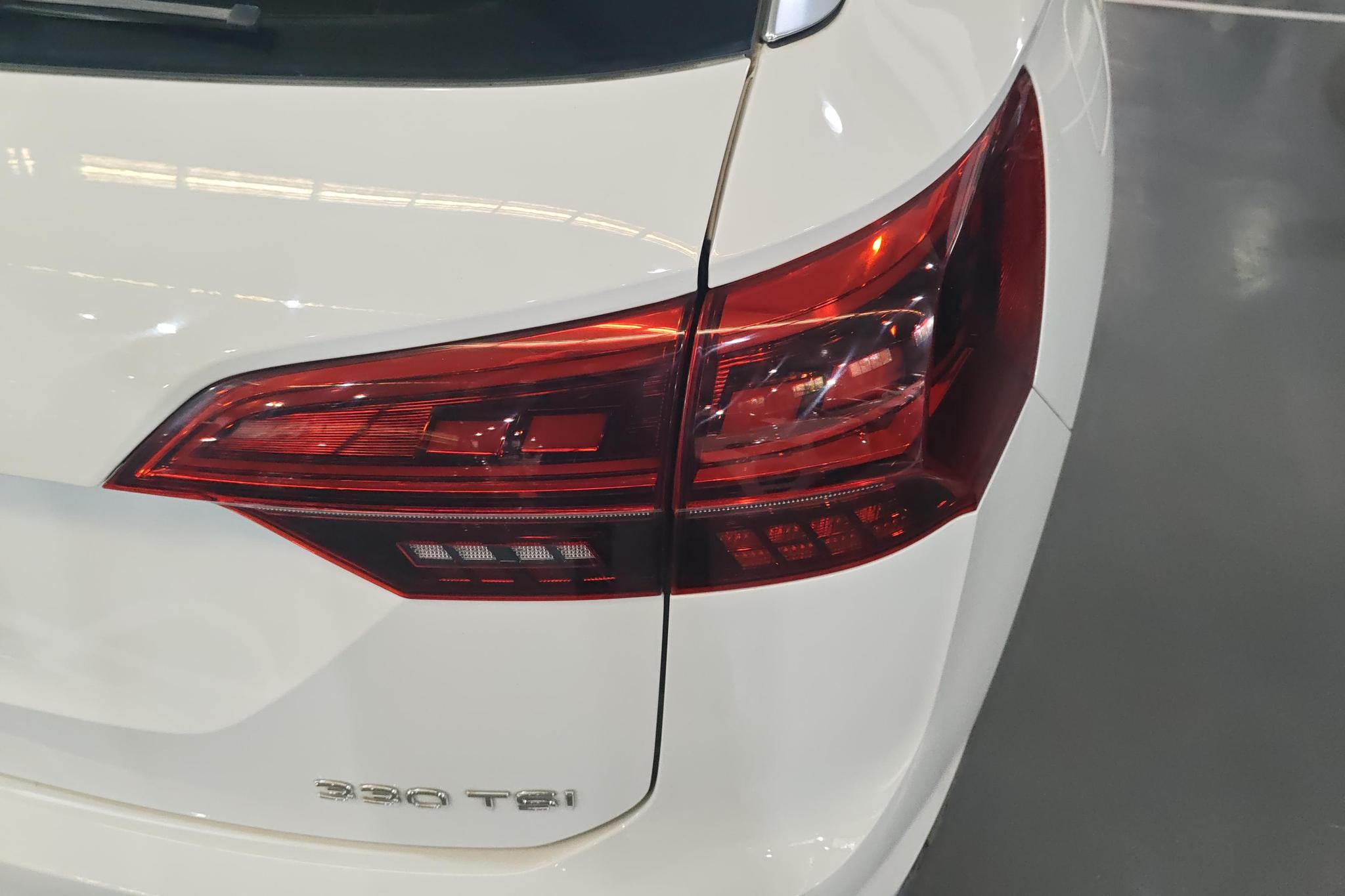 Volkswagen Tayron 2021 330TSI 3