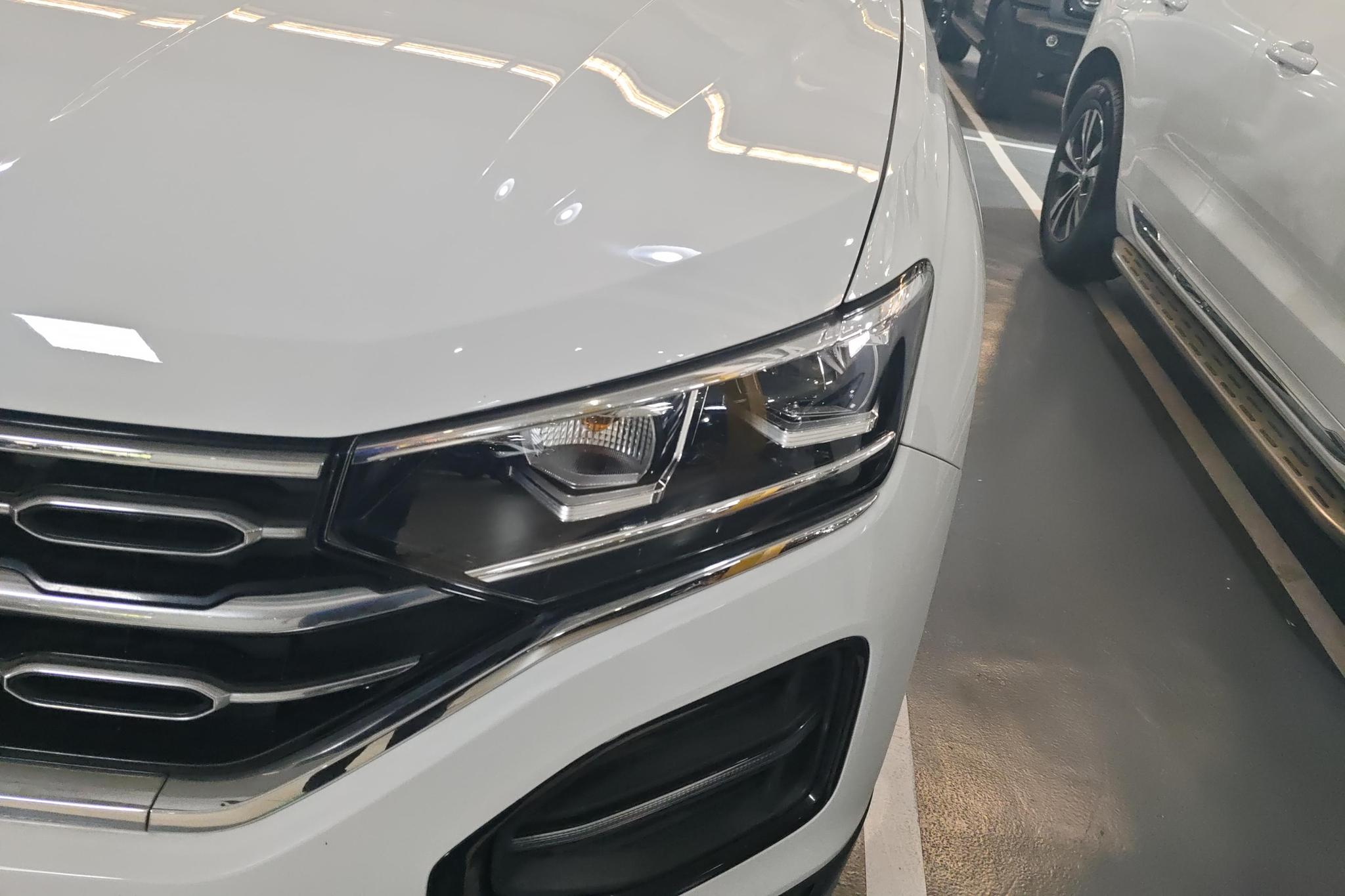 Volkswagen Tayron 2021 330TSI 3