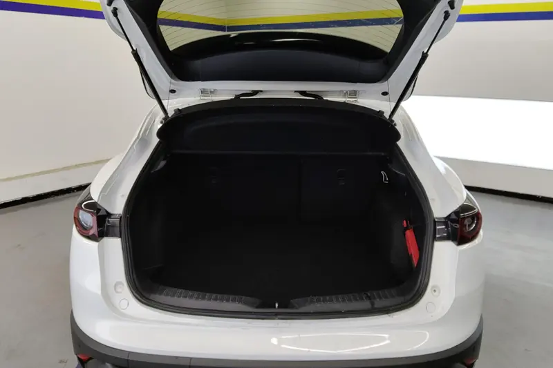 Mazda CX-4 2.0 L 2 WD — фото 13