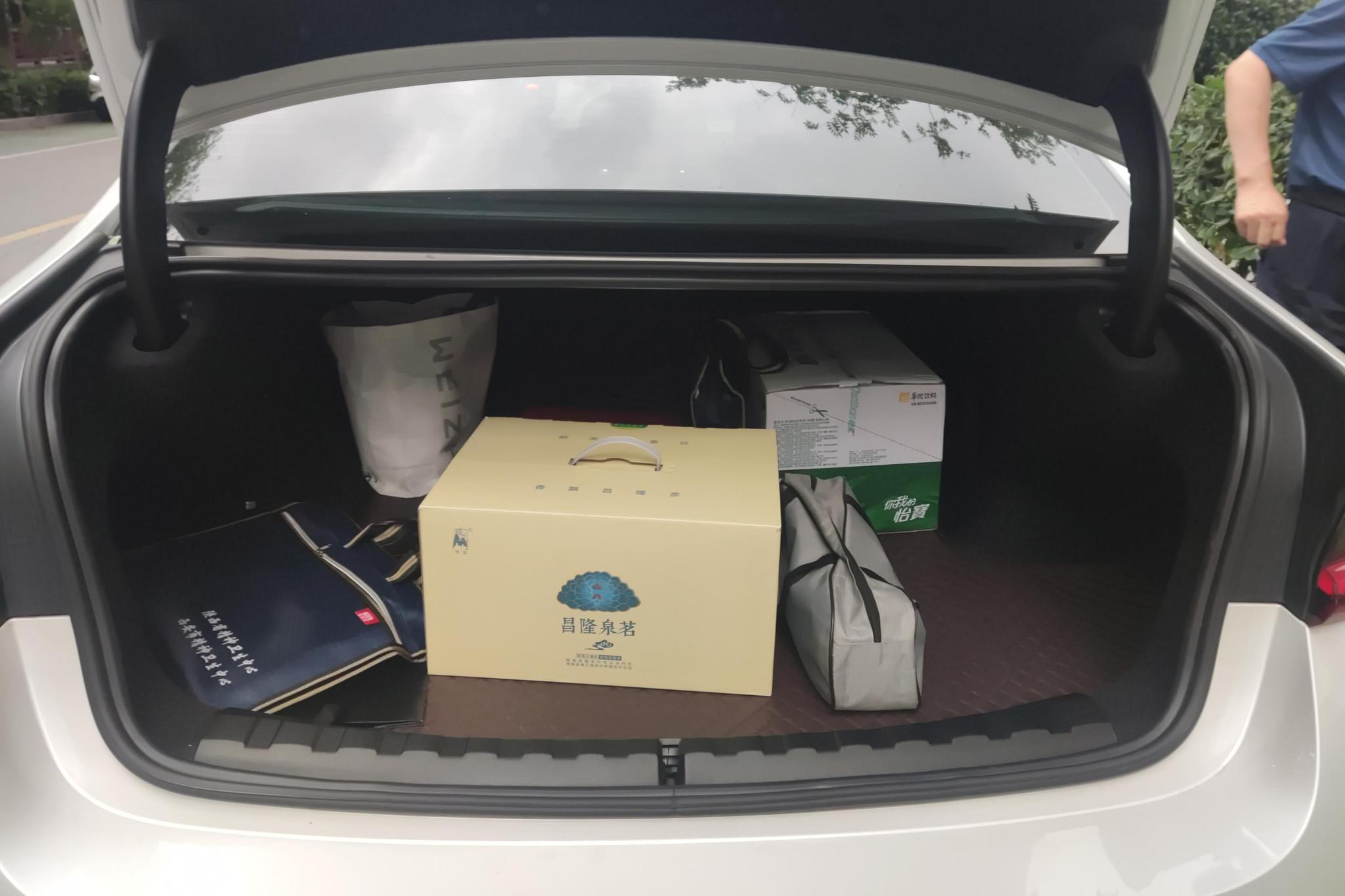 BMW i3 2023 Белый из Китая, фото 2