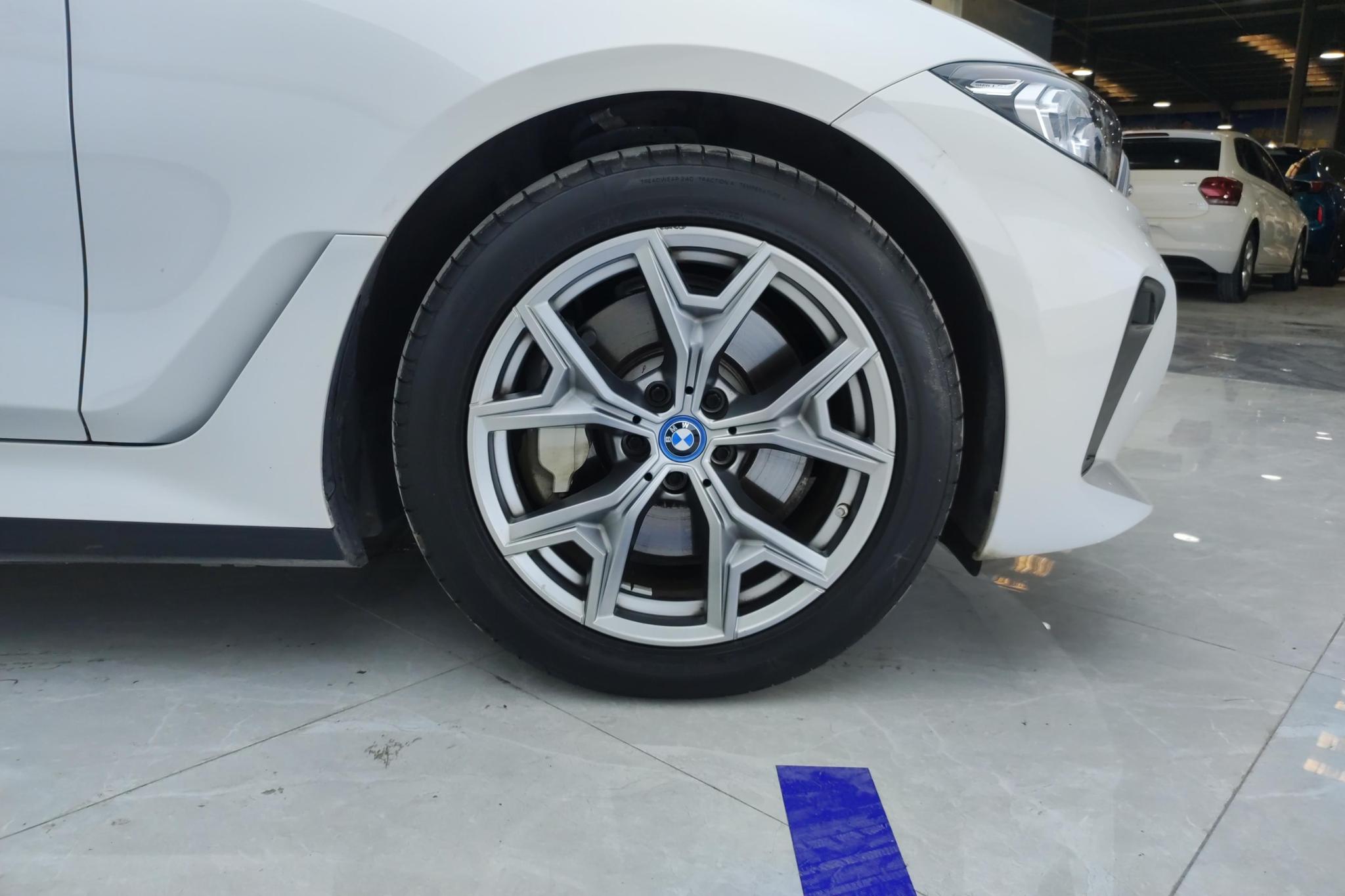 BMW i3 2023 eDrive35L