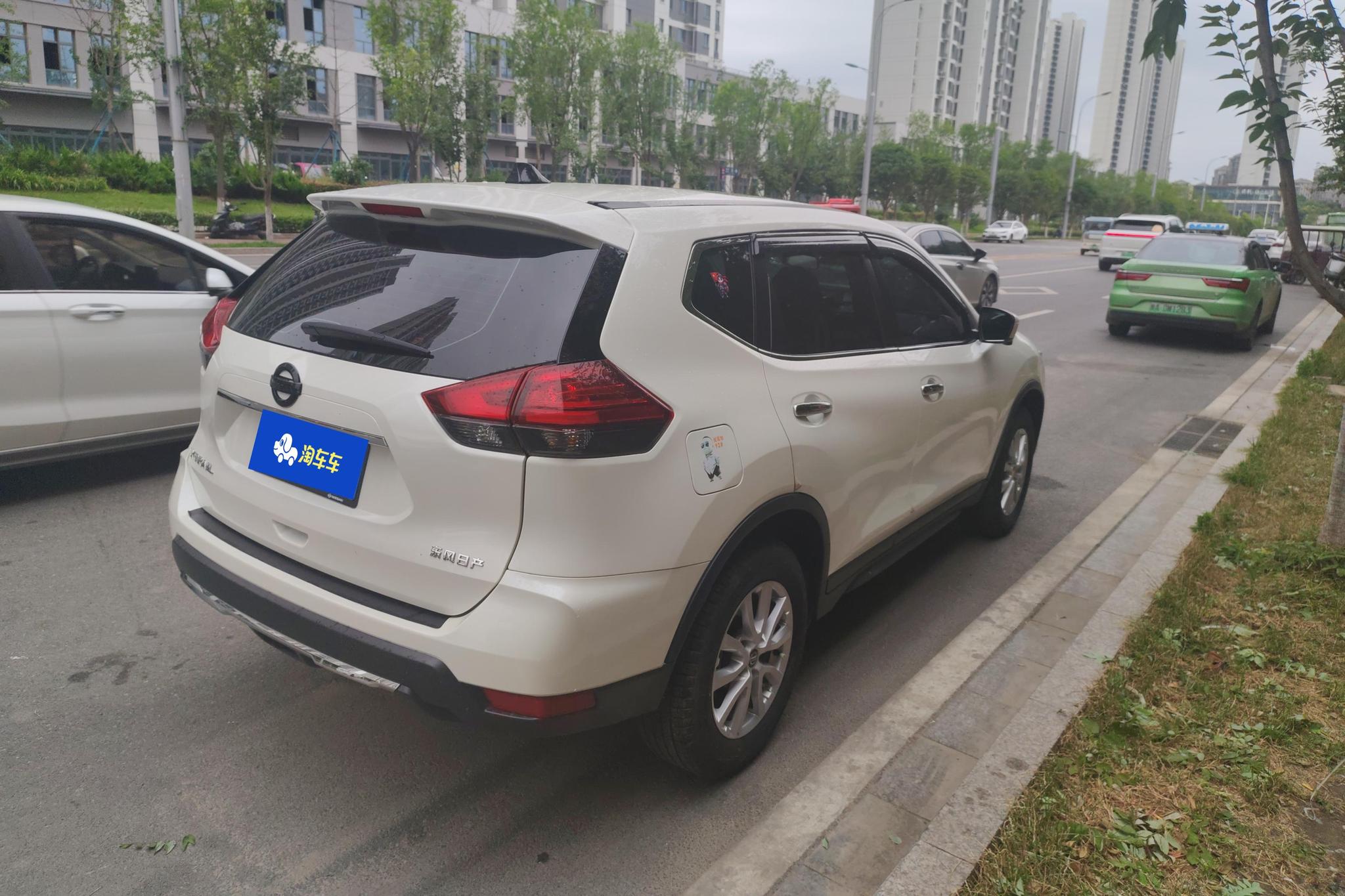 Nissan Qijun 2023 Белый из Китая, фото 5